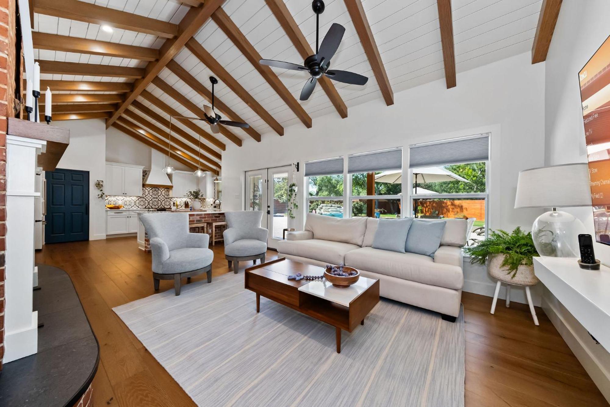 *new* Casa Azul-4b4b Upscale Oasis-pool Holiday home