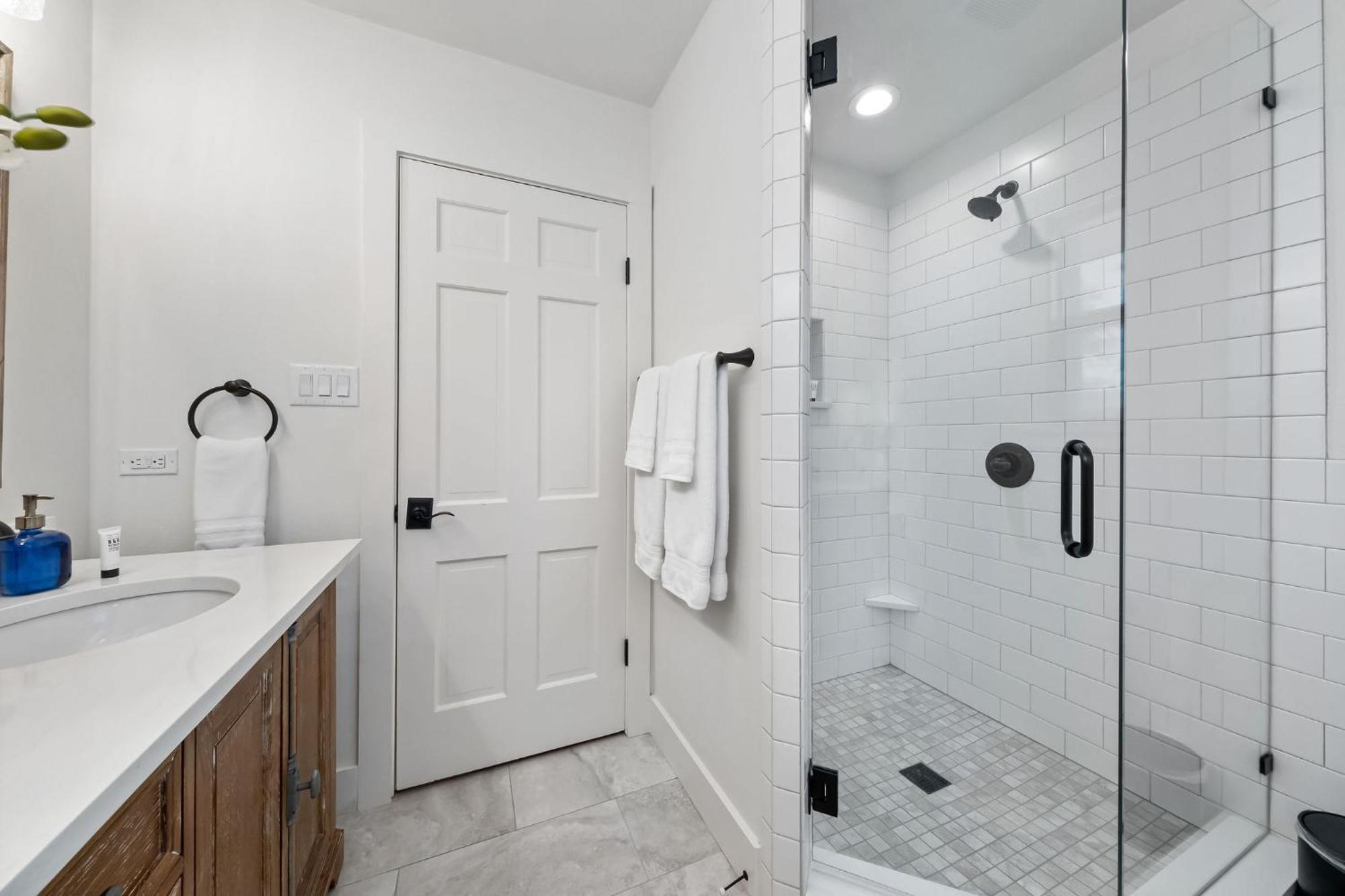 *new* Casa Azul-4b4b Upscale Oasis-pool * San Antonio