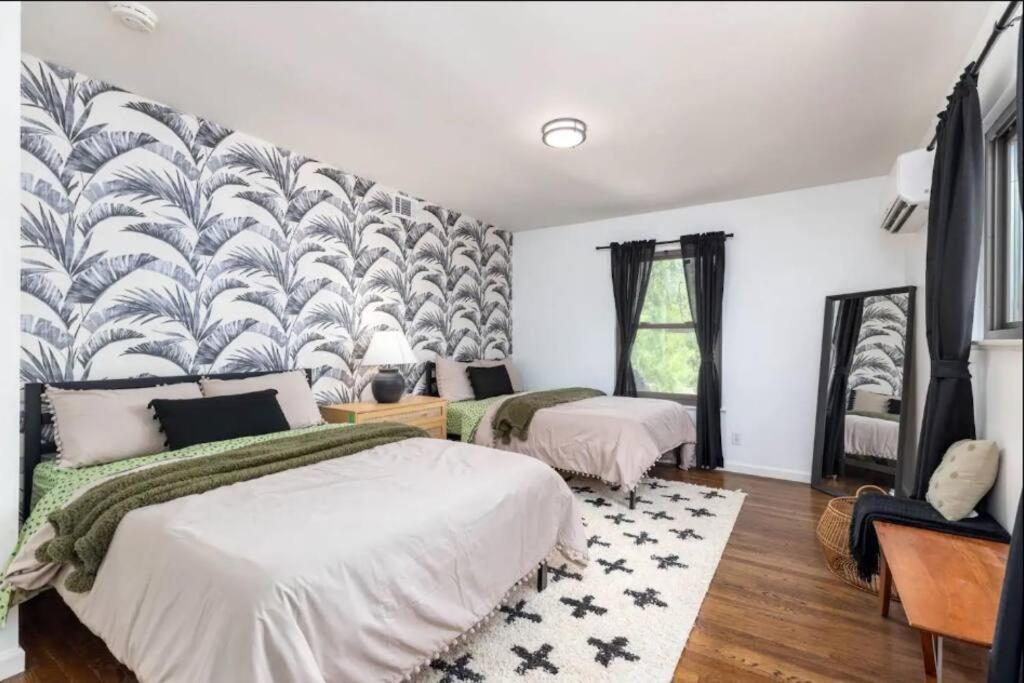 Modern Oasis In W/h Amenities And Pool Villa *