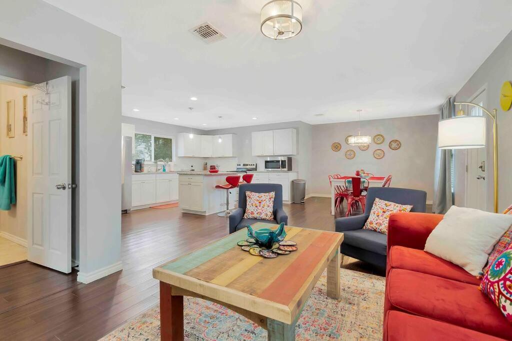 Luxurious With Private Game - Your Ultimate Retreat For Fun And Relaxation! *