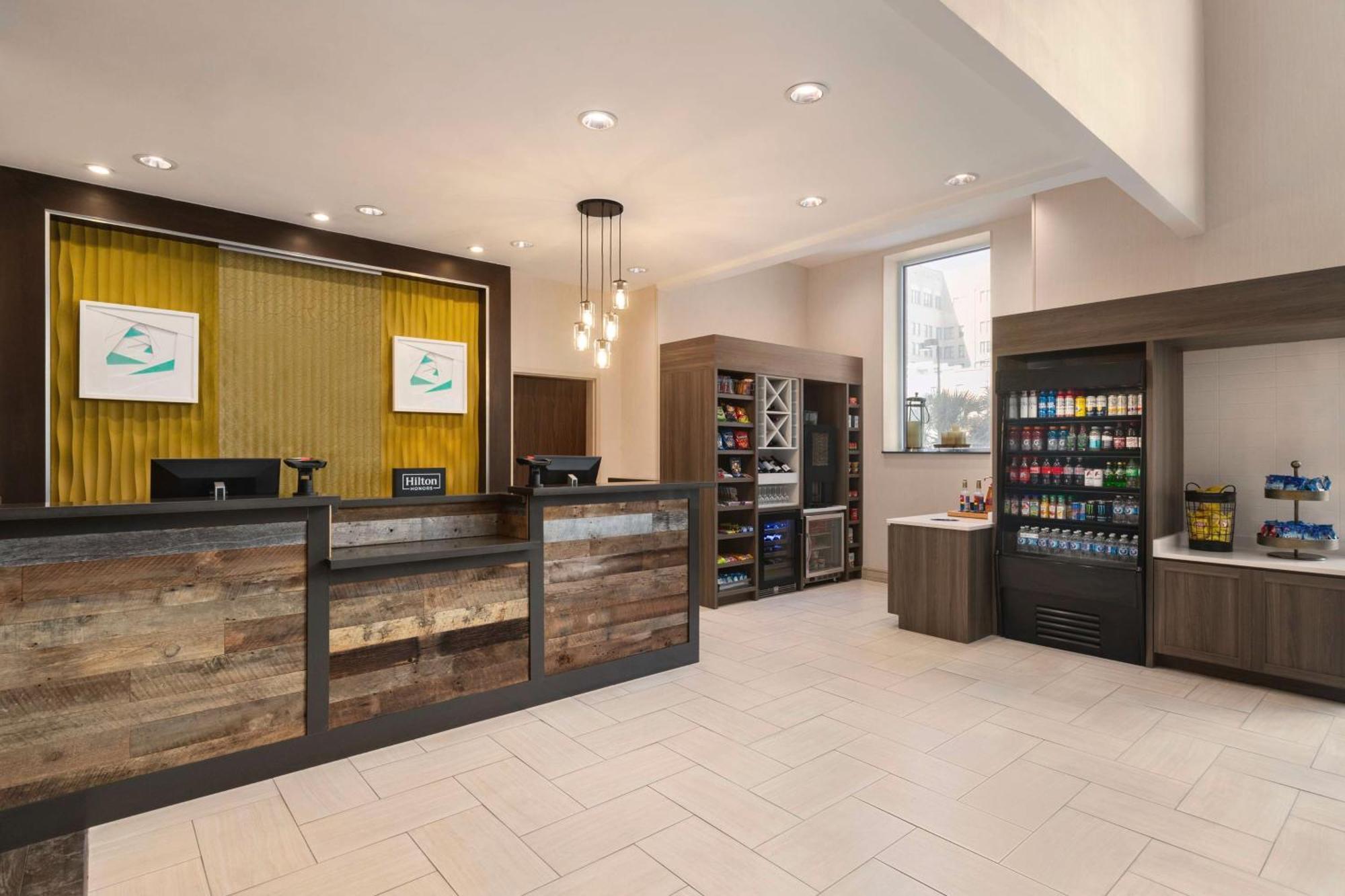 Hilton Garden Downtown Riverwalk San Antonio