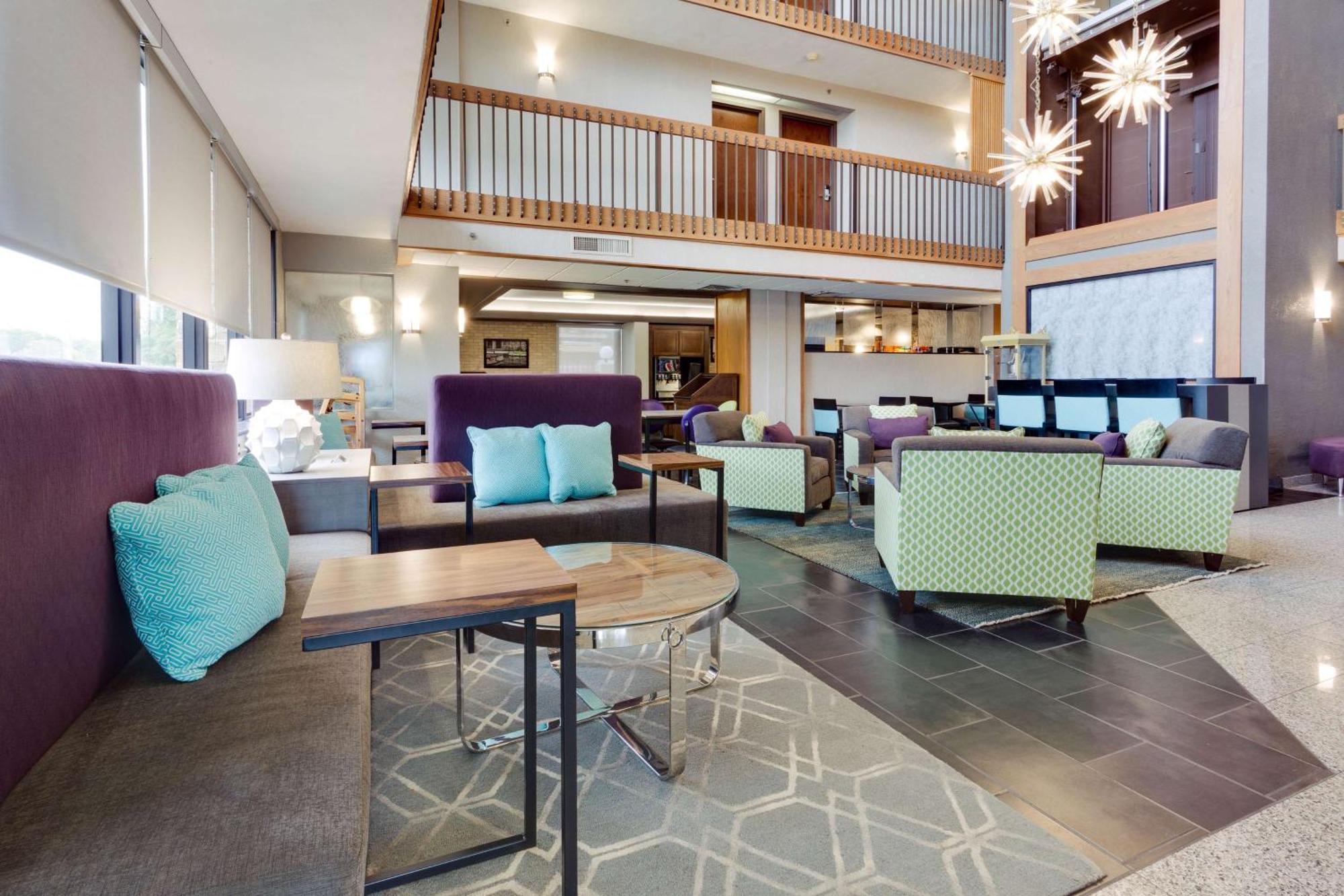 Drury & Northeast Hotel San Antonio