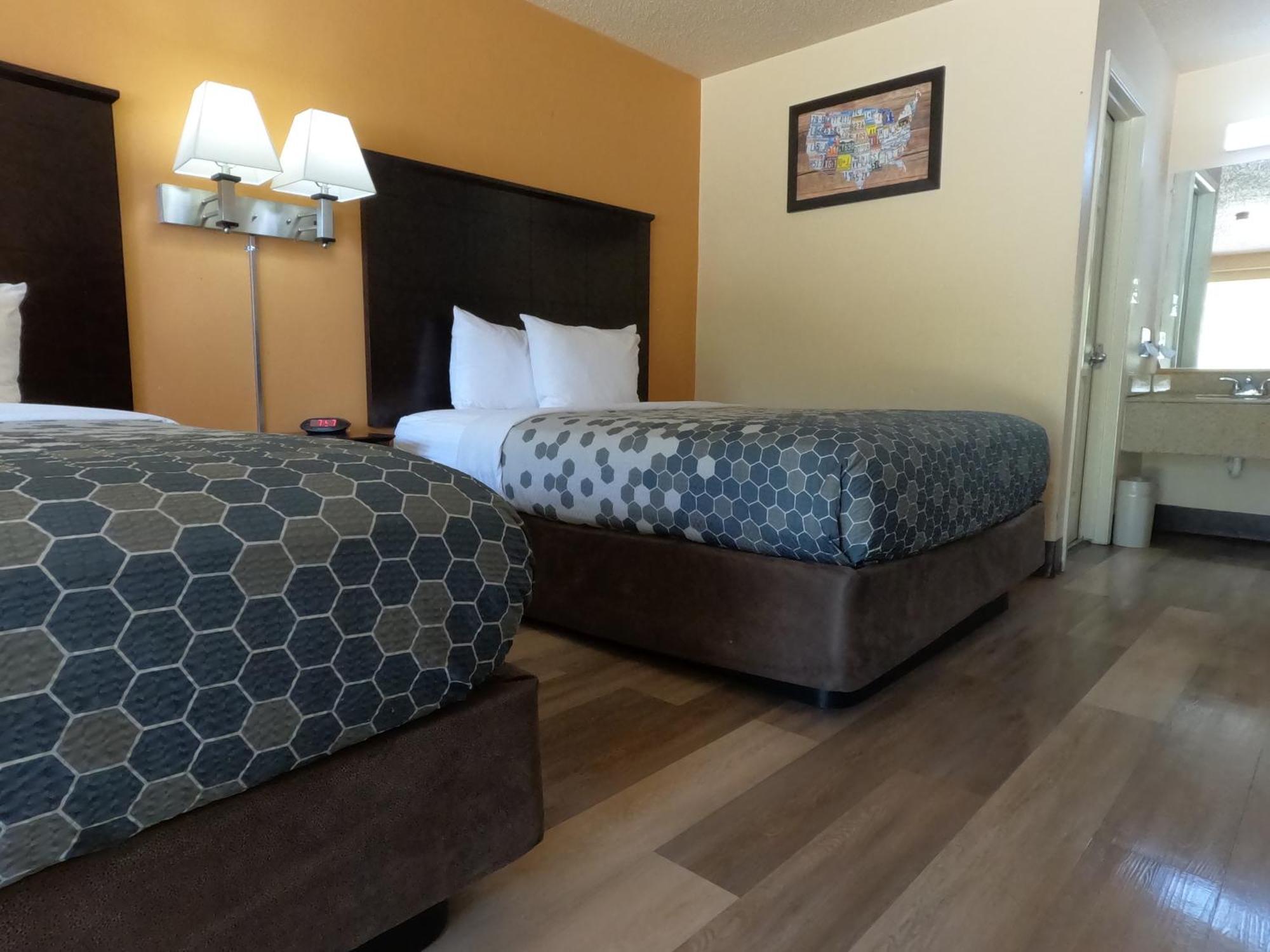 Hotel Econo & Downtown Northeast Near Fort Sam Houston