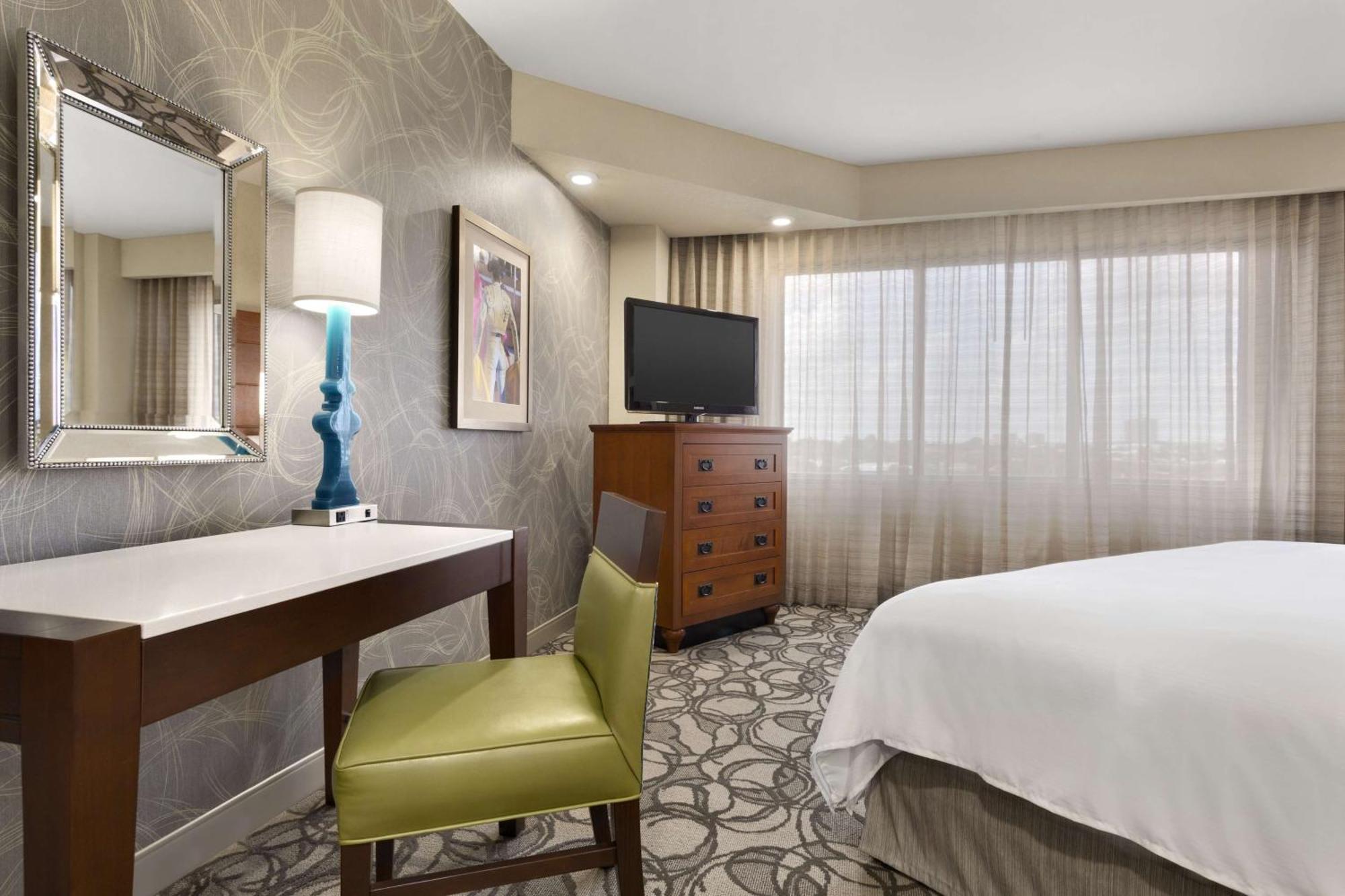 Hotel Embassy Airport San Antonio