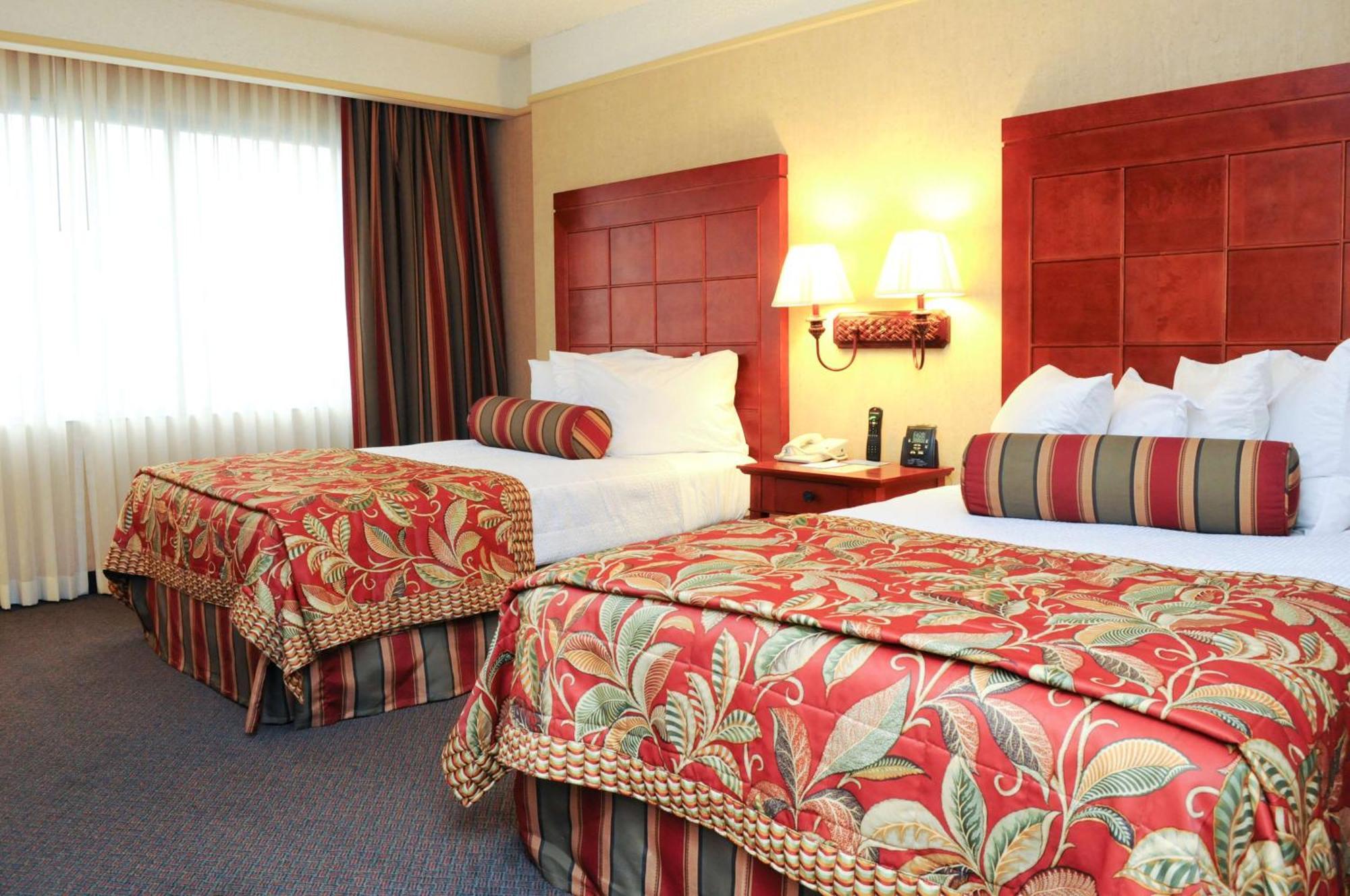 Hotel Embassy Airport