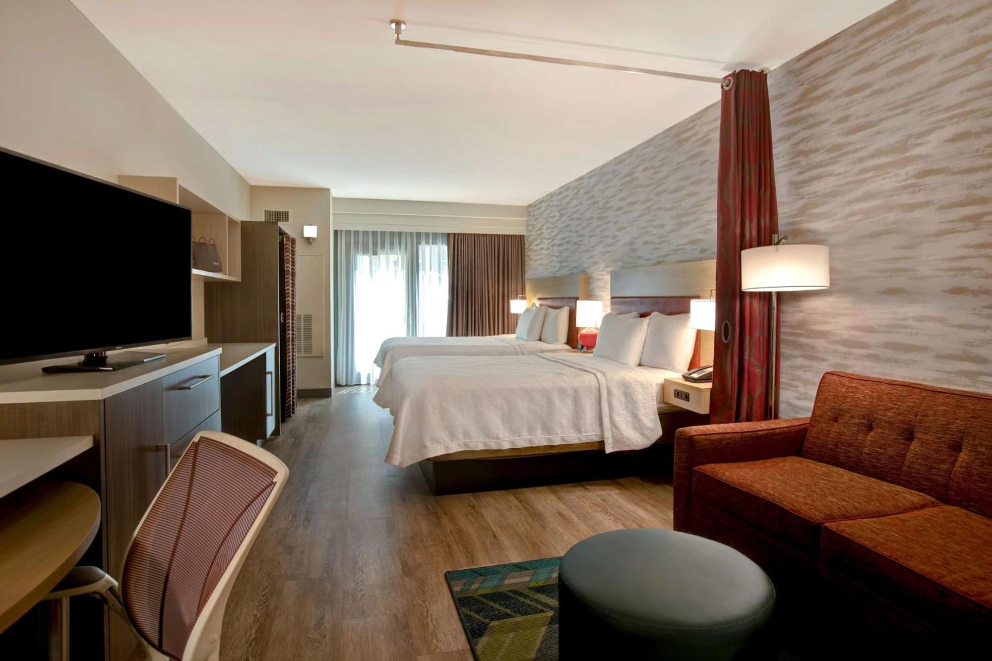 Home2 By Hilton On The Riverwalk Hotel 3*