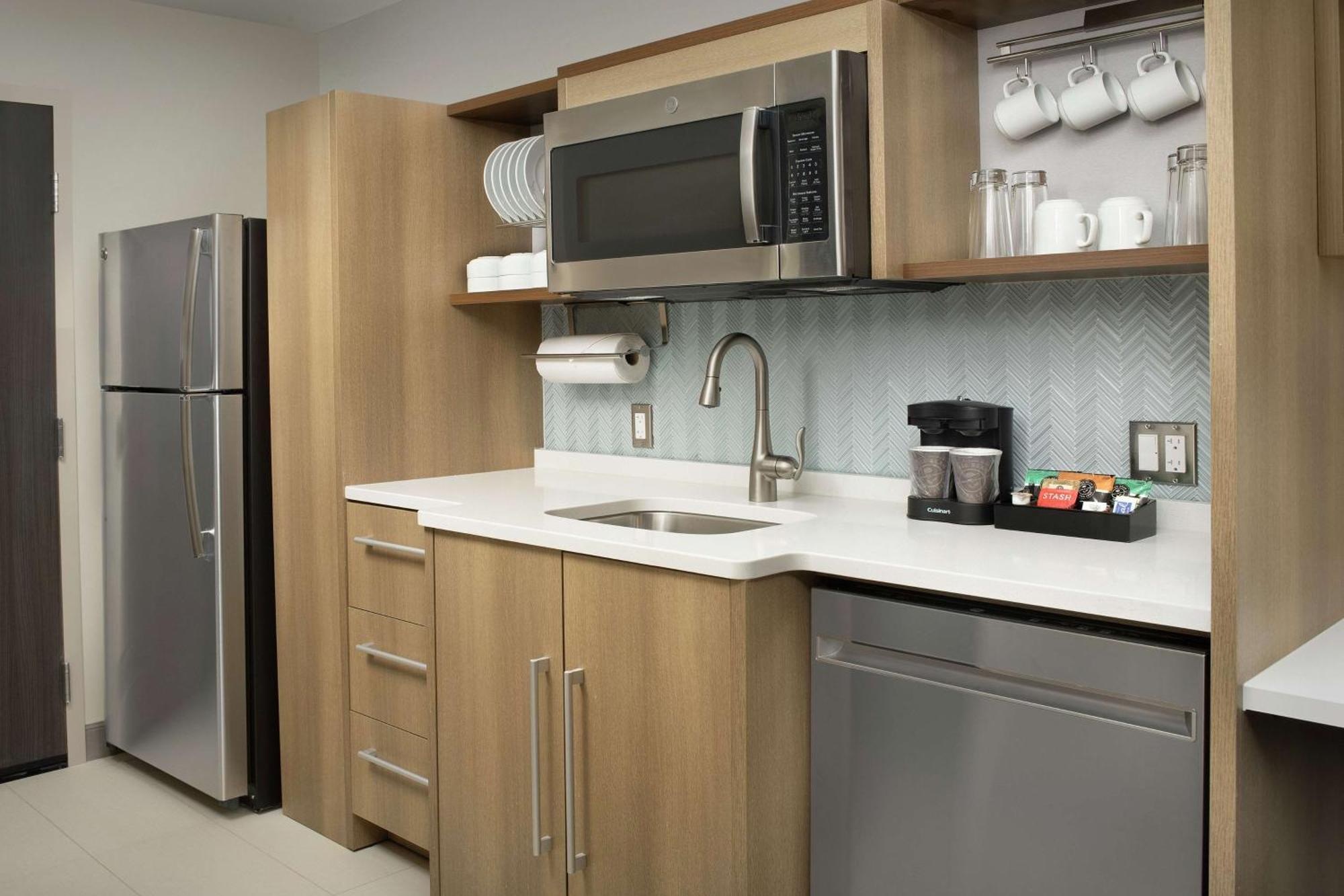 Hotel Home2 By Hilton Lackland Seaworld