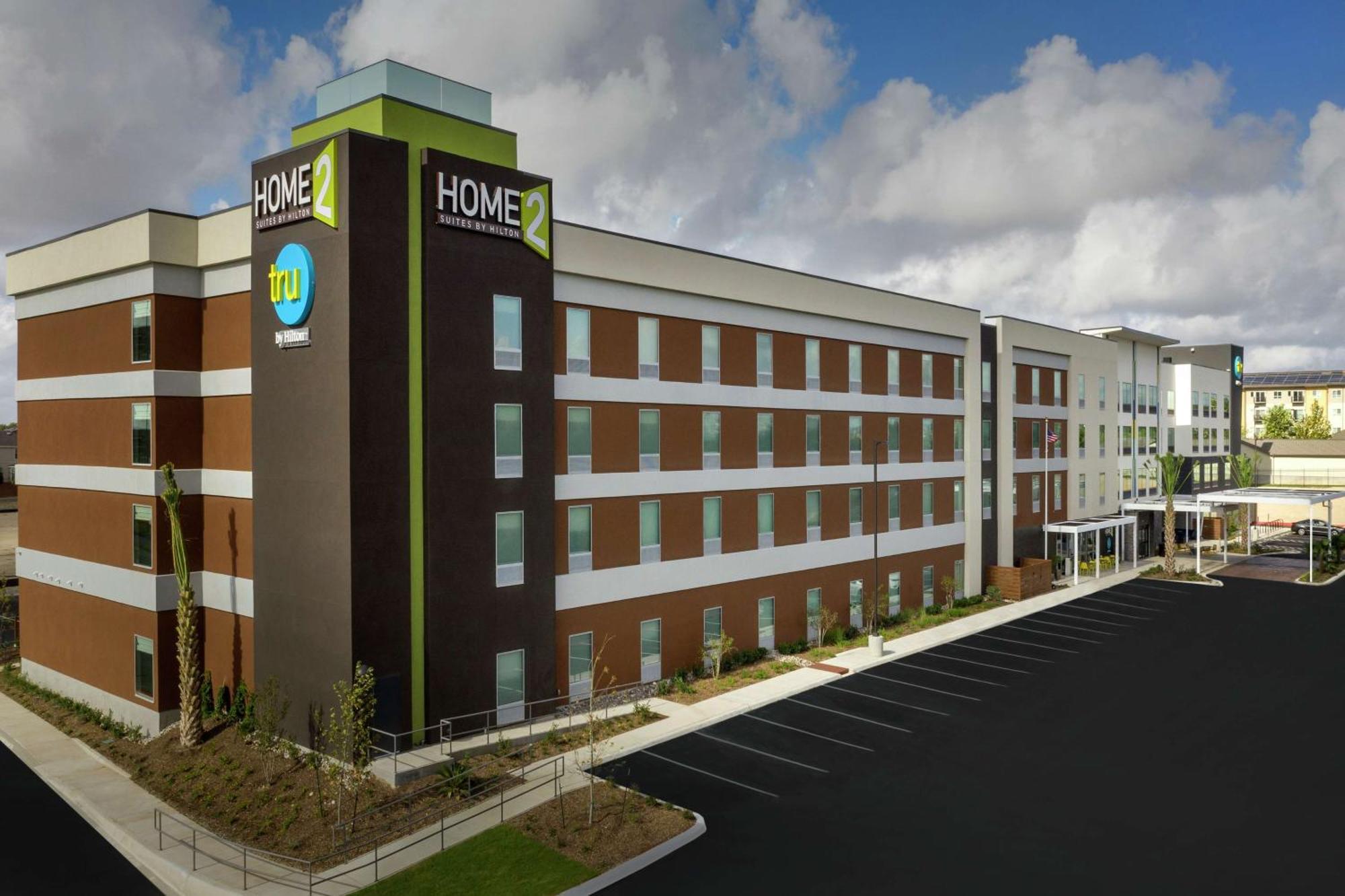 Hotel Home2 By Hilton Lackland Seaworld 3*