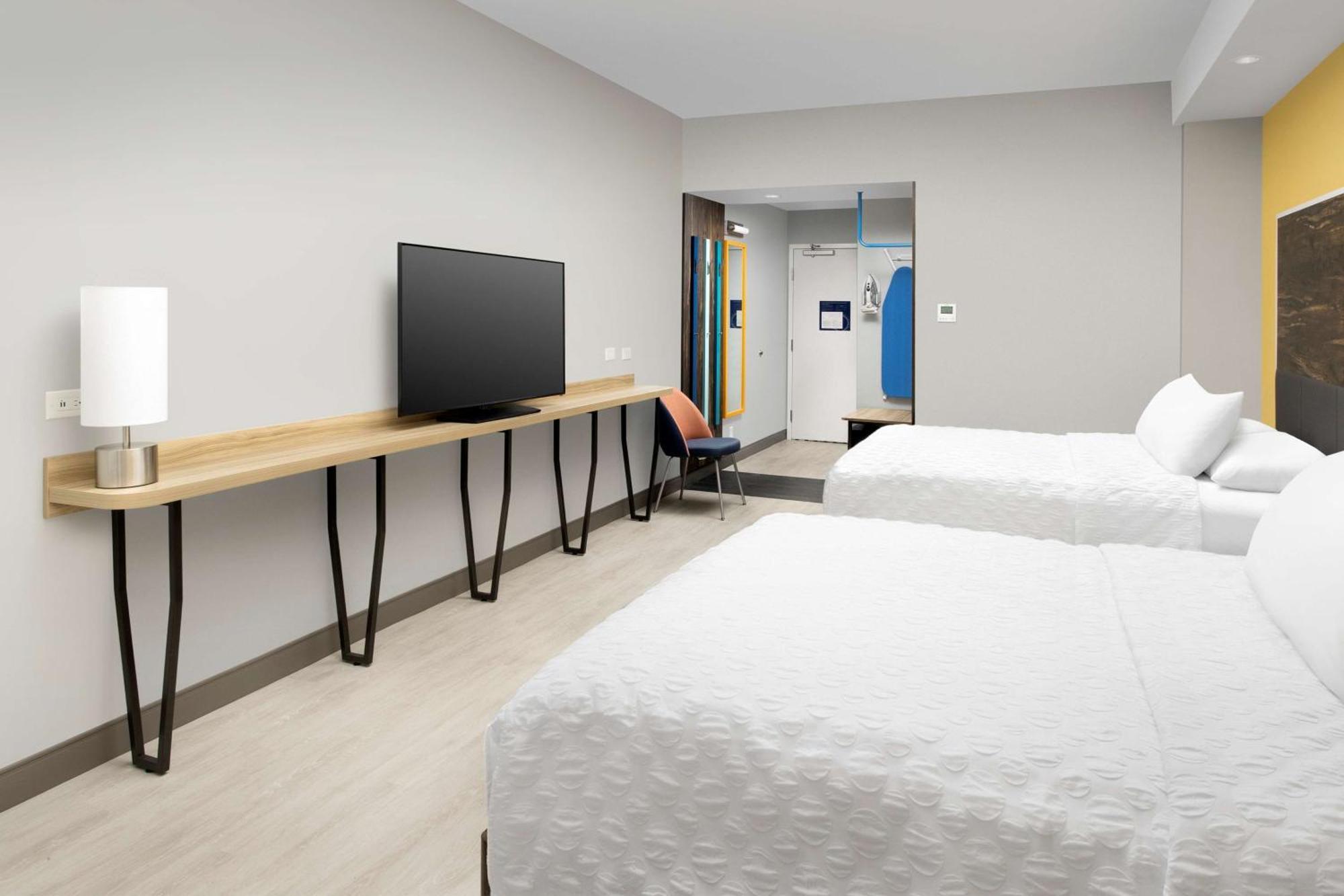 Tru By Hilton Downtown Riverwalk Hotel San Antonio