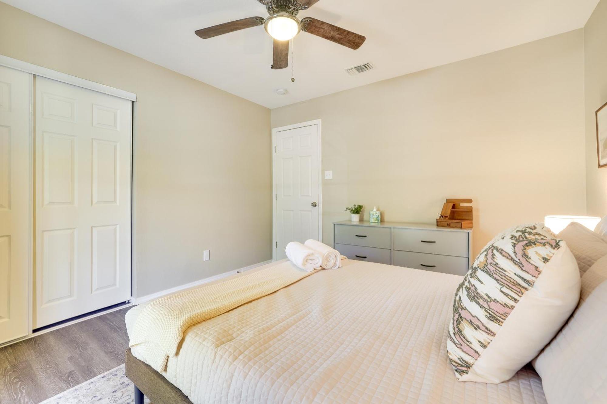 Holiday home Modern With Patio, Grill, Fire Pit! *