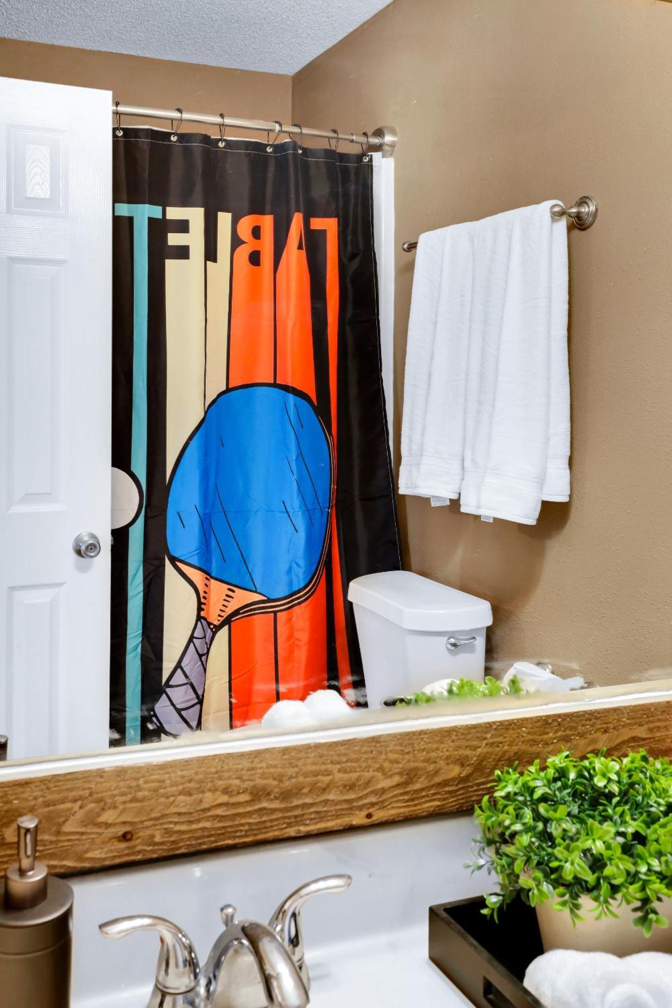Pong - A Birdy Vacation Holiday home San Antonio