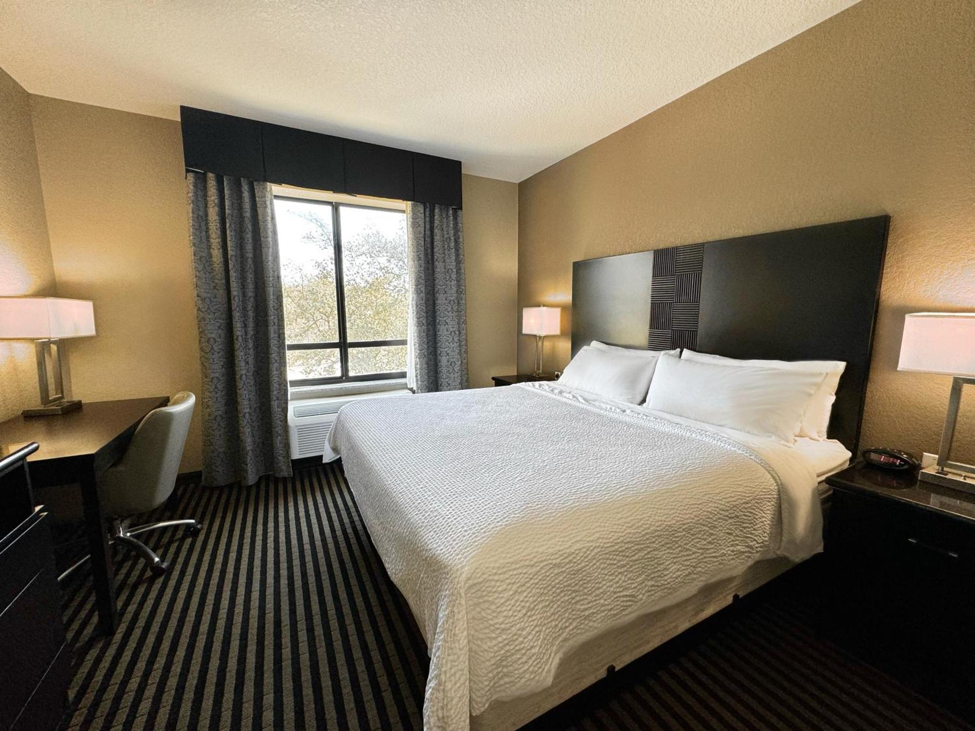 North Stone Oak Area By Ihg