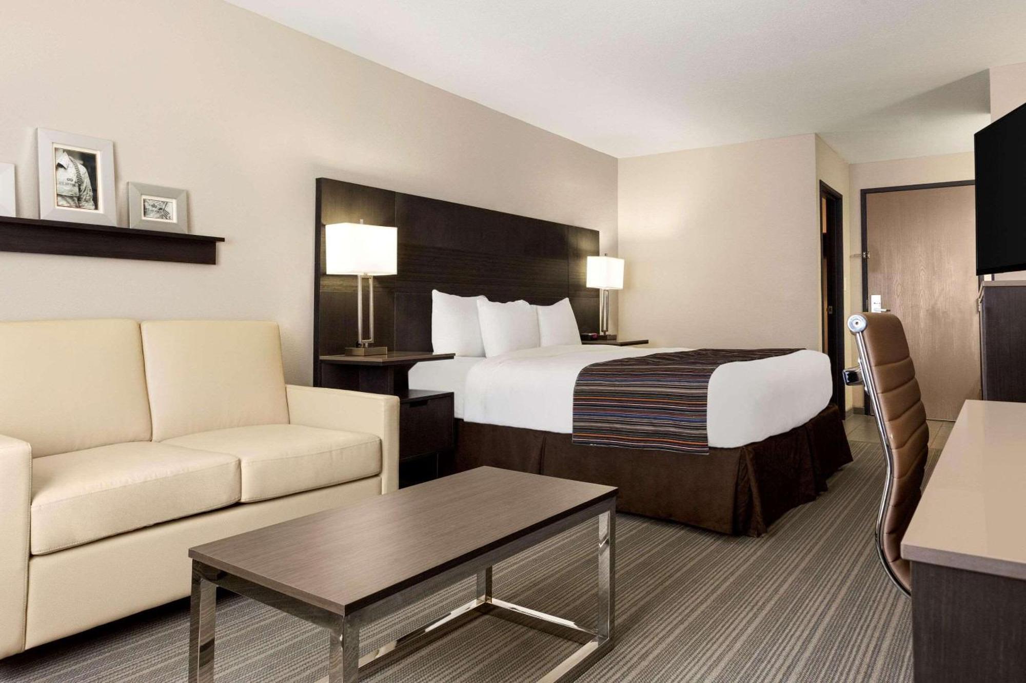 Hotel Country & By Radisson, Lackland Afb , Tx San Antonio