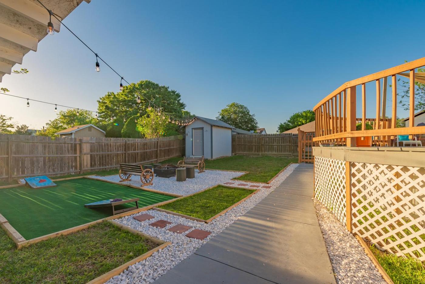 Holiday home Luxury 5br House With Pool By Seaworld & Lackland