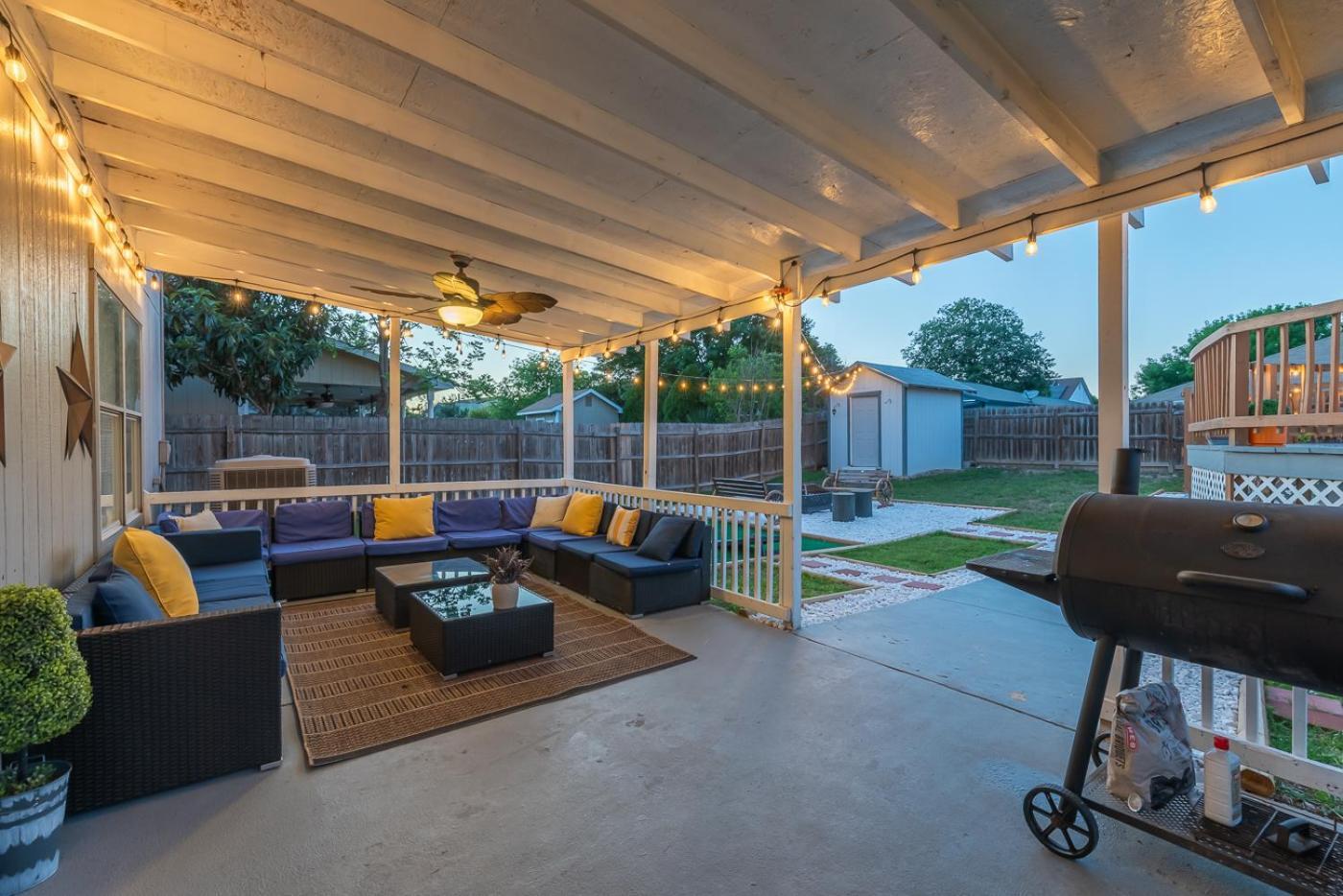 Holiday home Luxury 5br House With Pool By Seaworld & Lackland