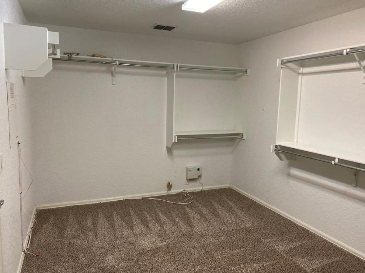 Lush, Spacious 5-bdr Near Attrns Villa San Antonio