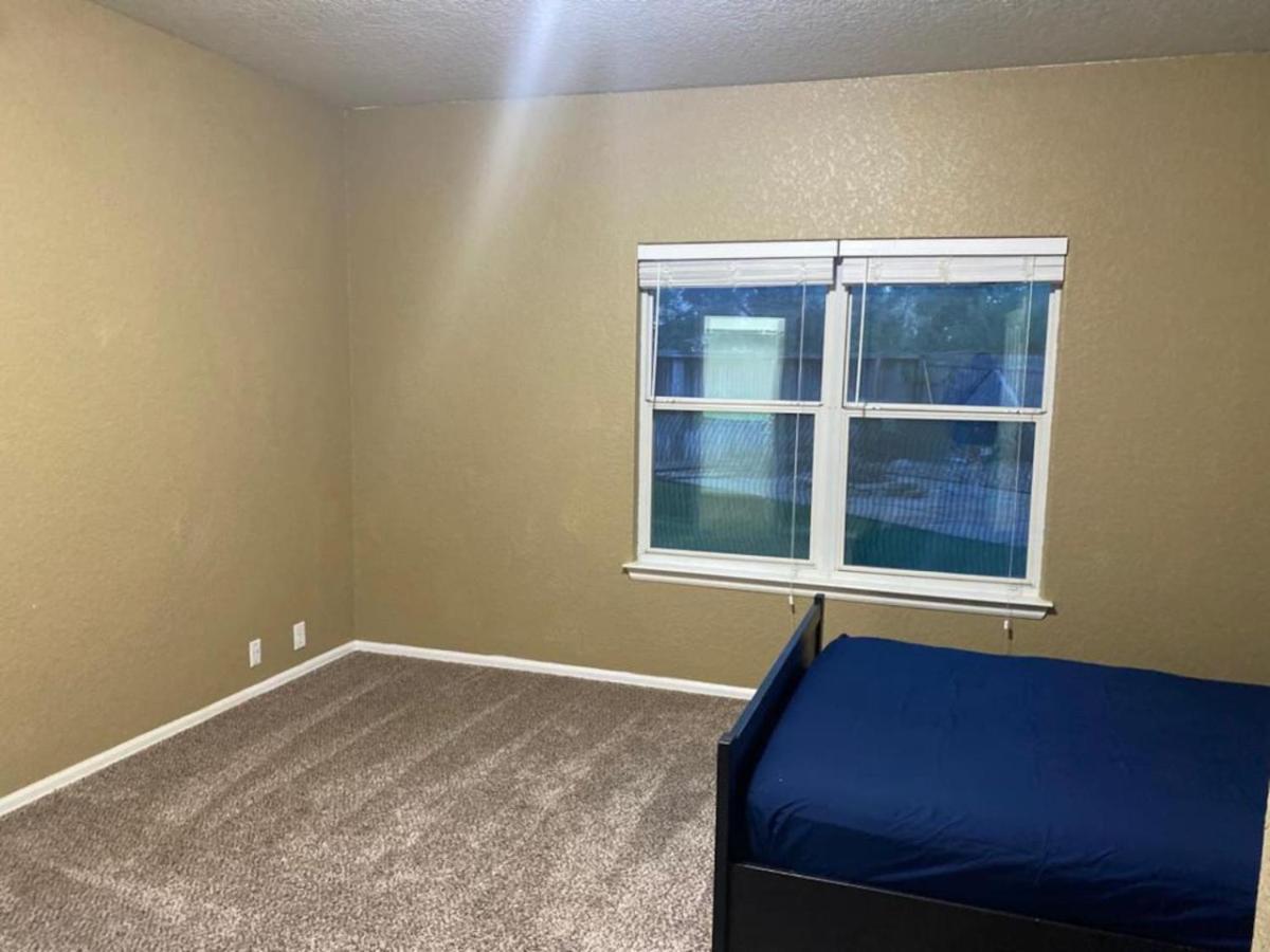 Lush, Spacious 5-bdr Near Attrns Villa San Antonio