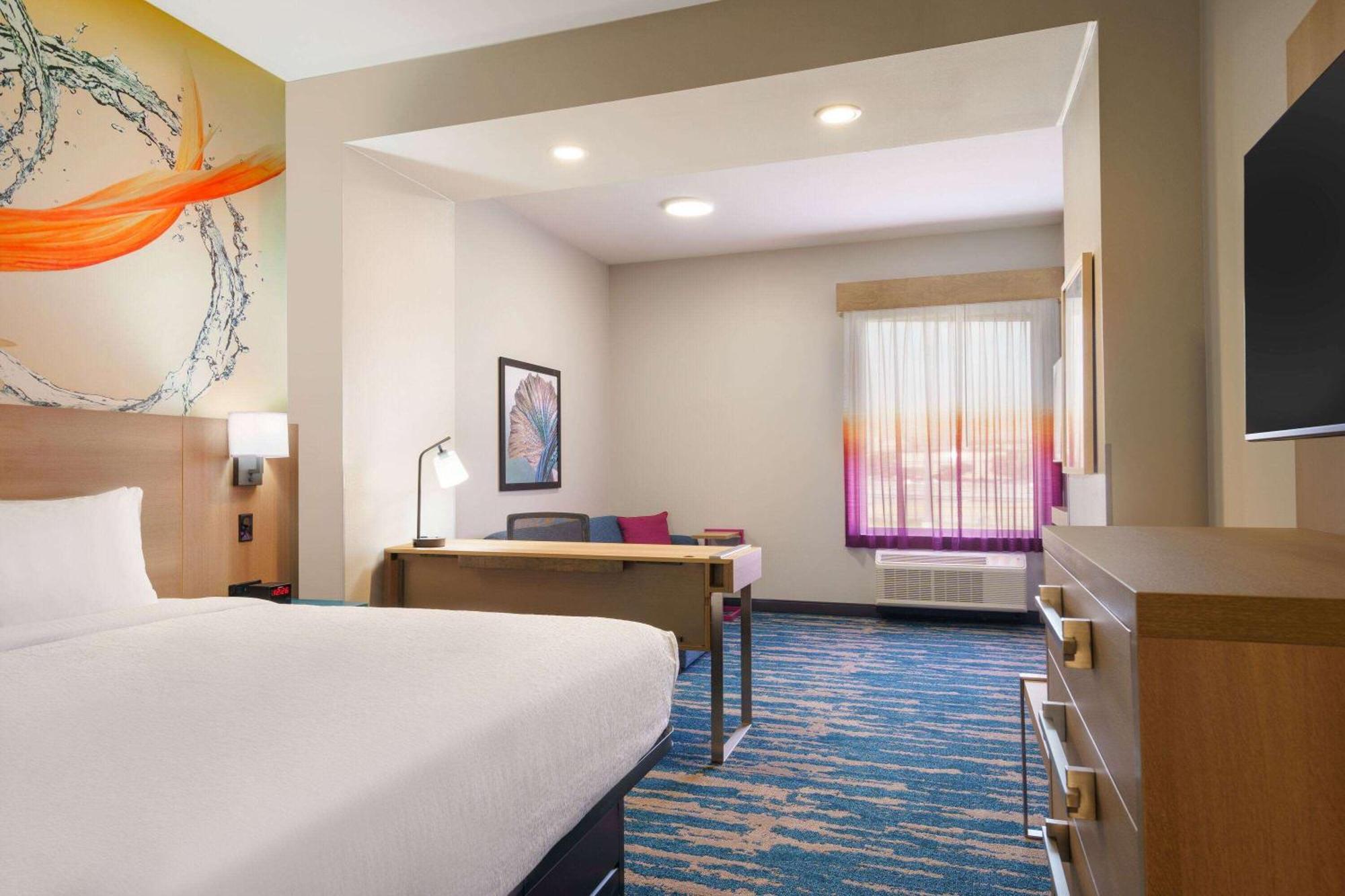 Hotel La Quinta & By Wyndham Seaworld Lafb 3*