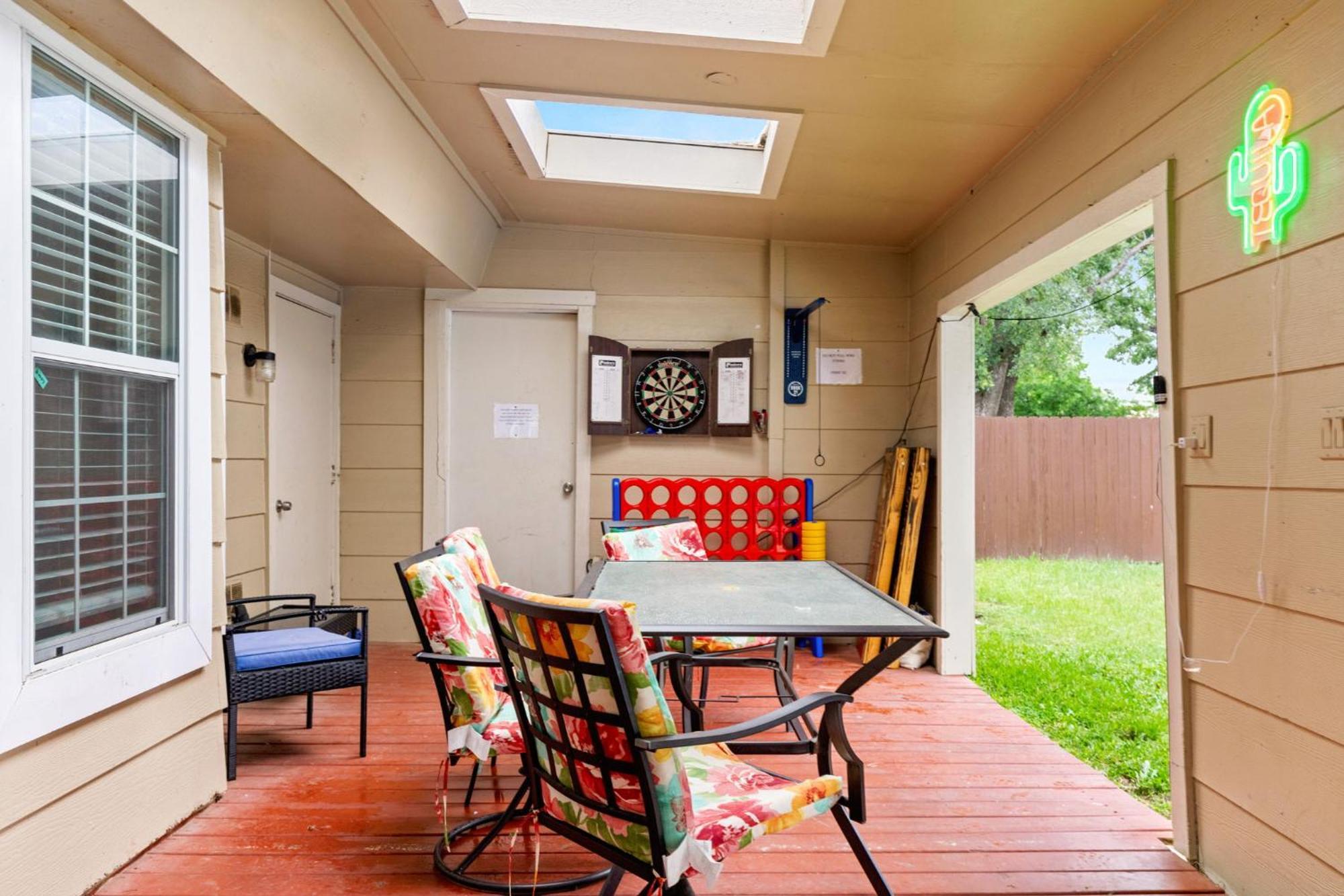Spacious 4 Bedroom With Pool-minutes To Seaworld! San Antonio