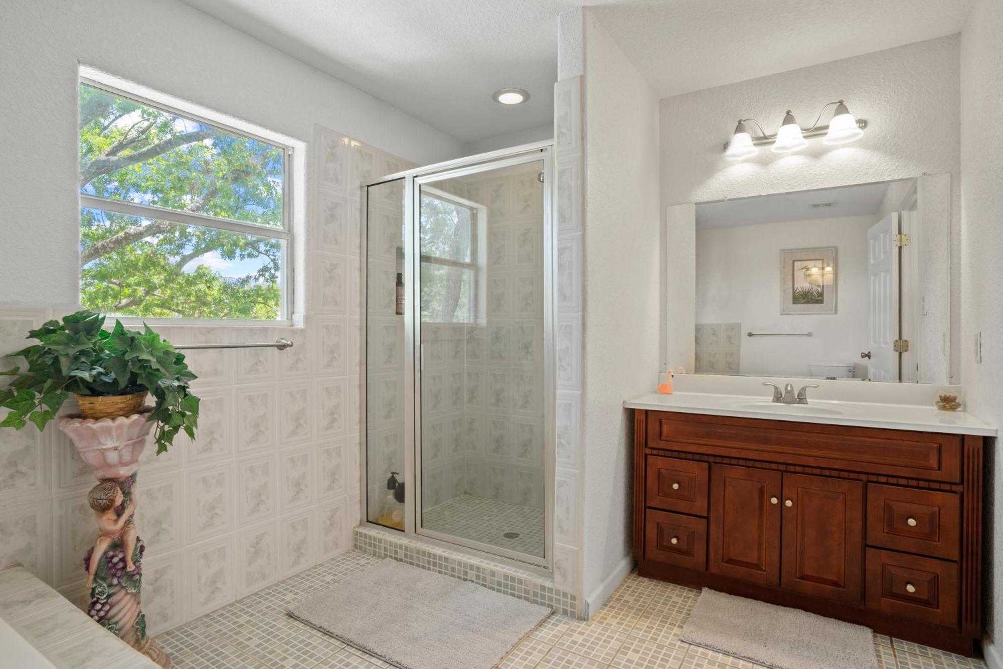 Bamboo Oasis-relaxing Hot Tub-family Time San Antonio