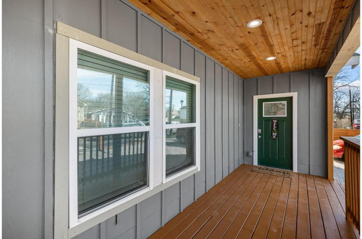 Retreat To A Brand-new Downtown 4br3ba Holiday home