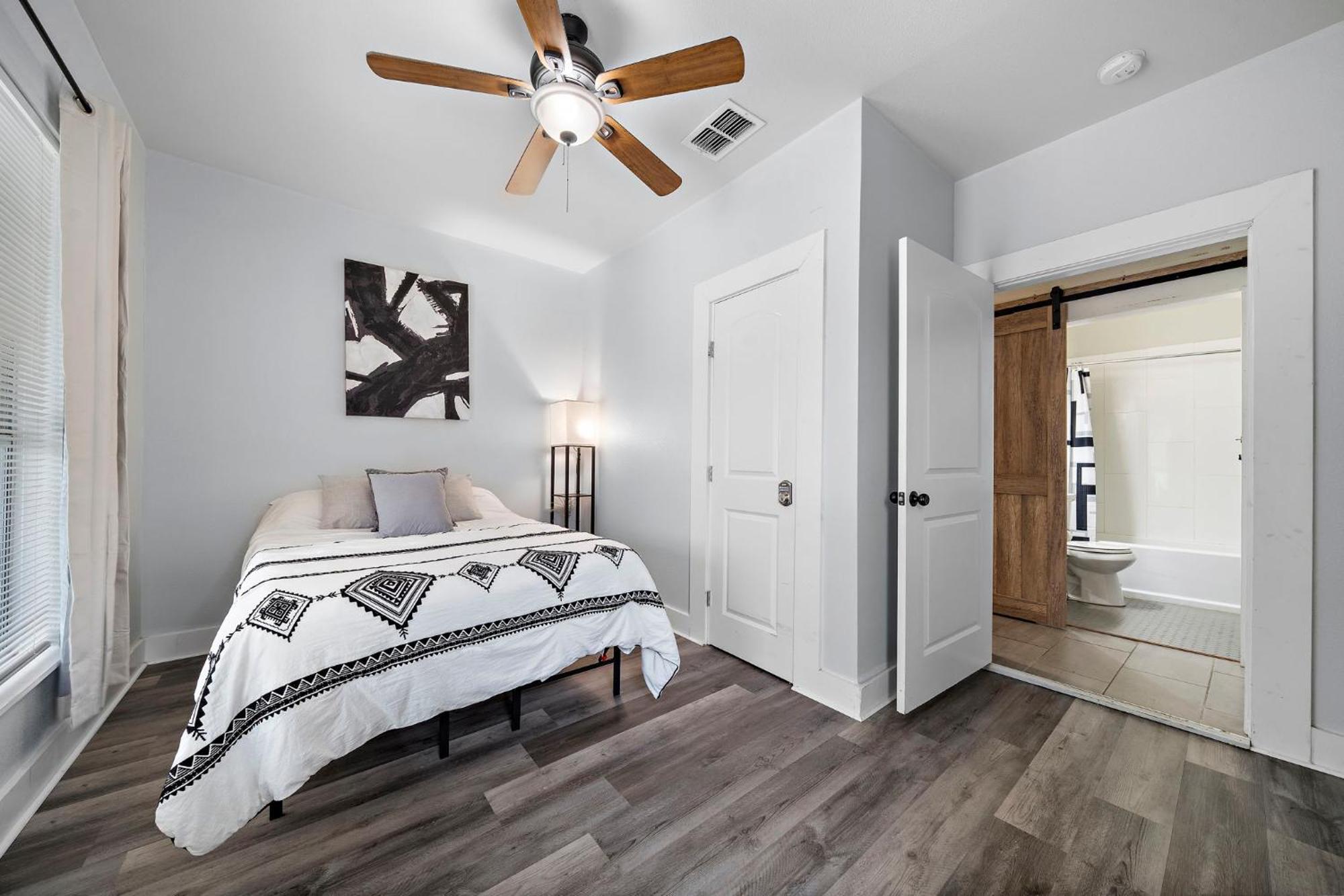 Cozy Sa Nr Dt, River Walk, Alamo Yard Bbq Holiday home *