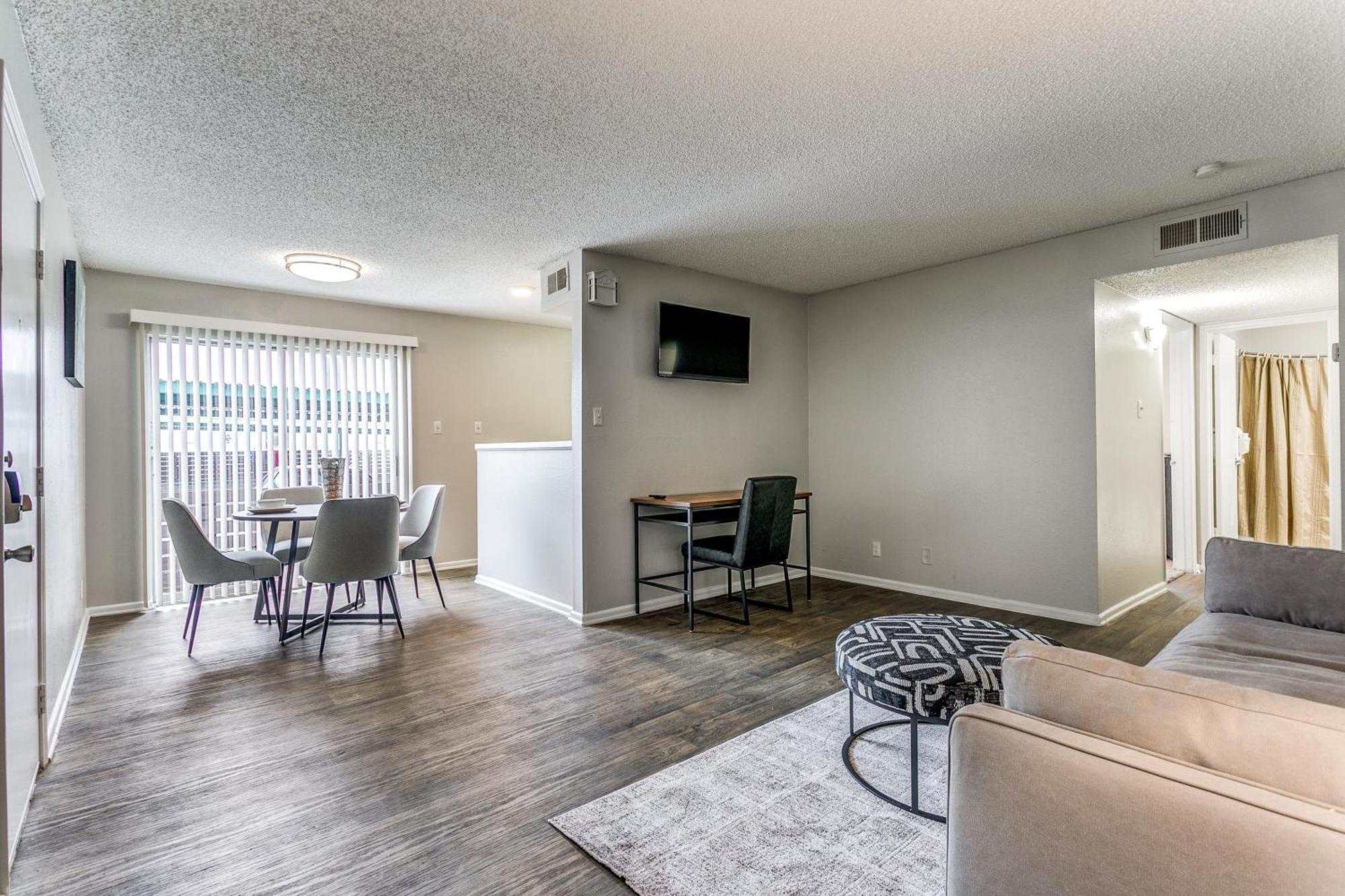 Jackson #1201 I Oasis I Pool Apartment *