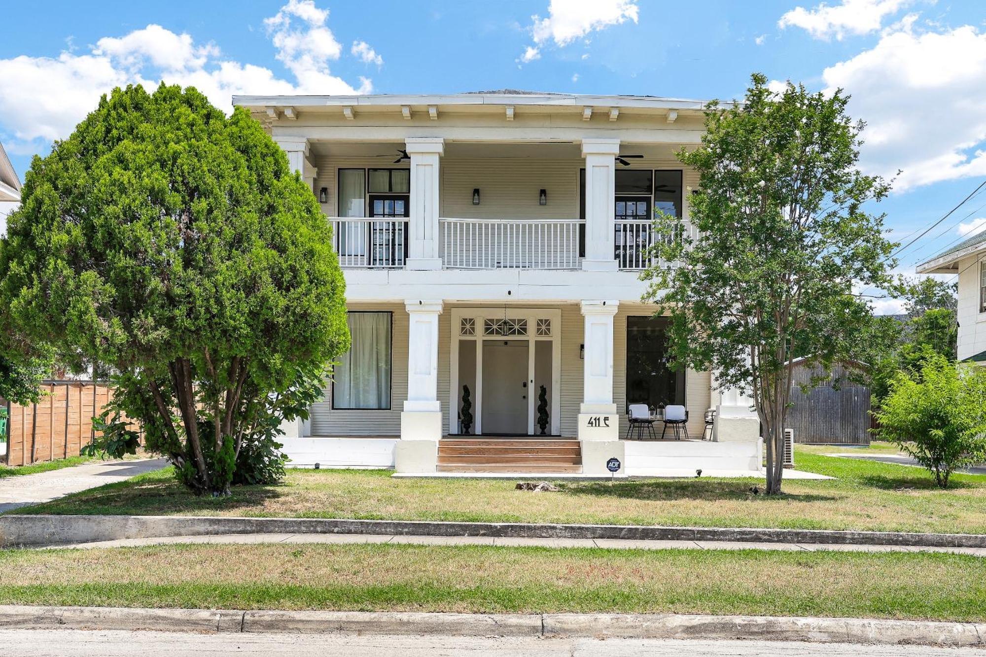 Modern Flat Nr Dt River Walk Zoo Wifi Bbq Desk * San Antonio