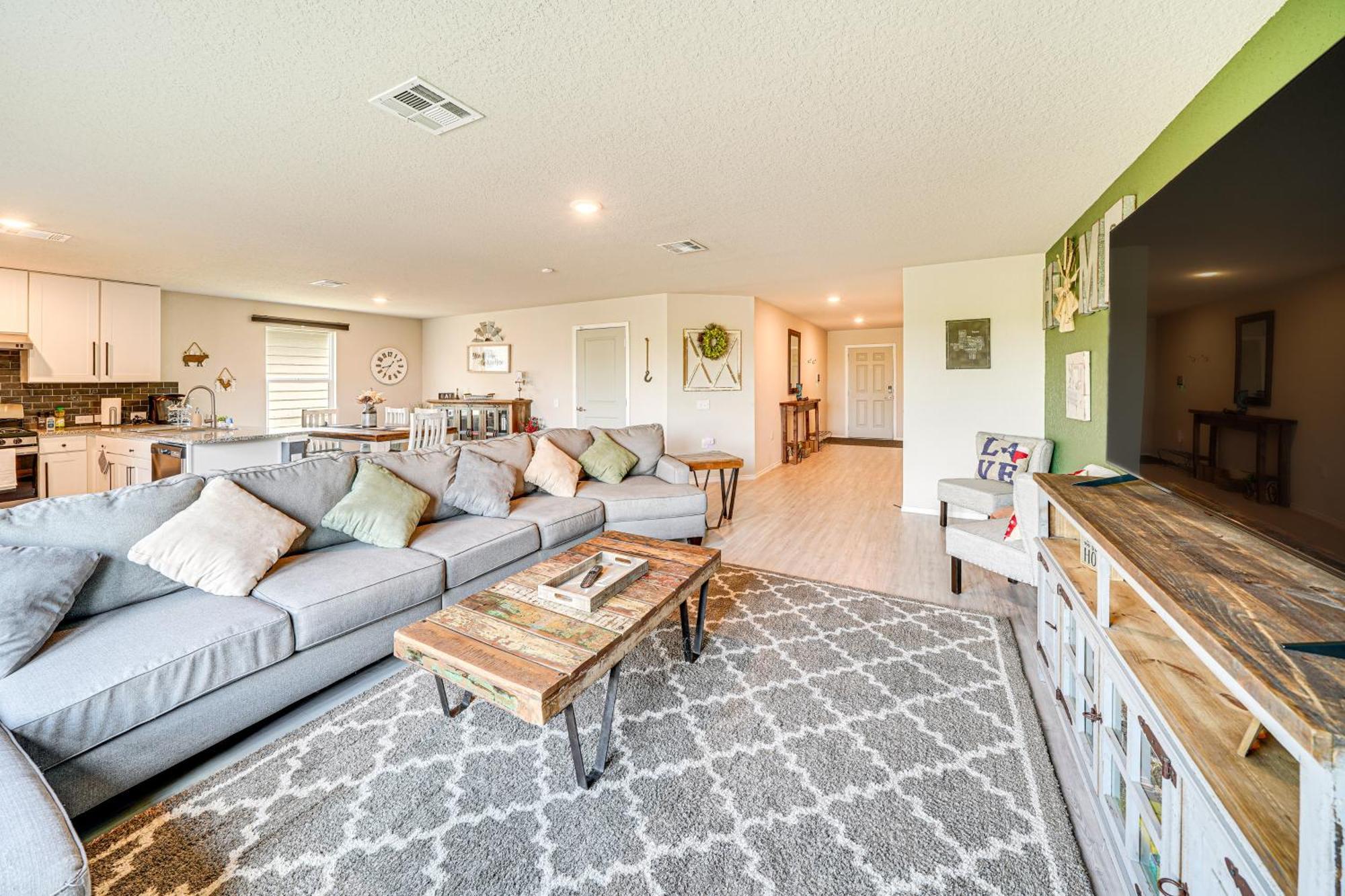Spacious About 10 Mi To Downtown! Holiday home San Antonio