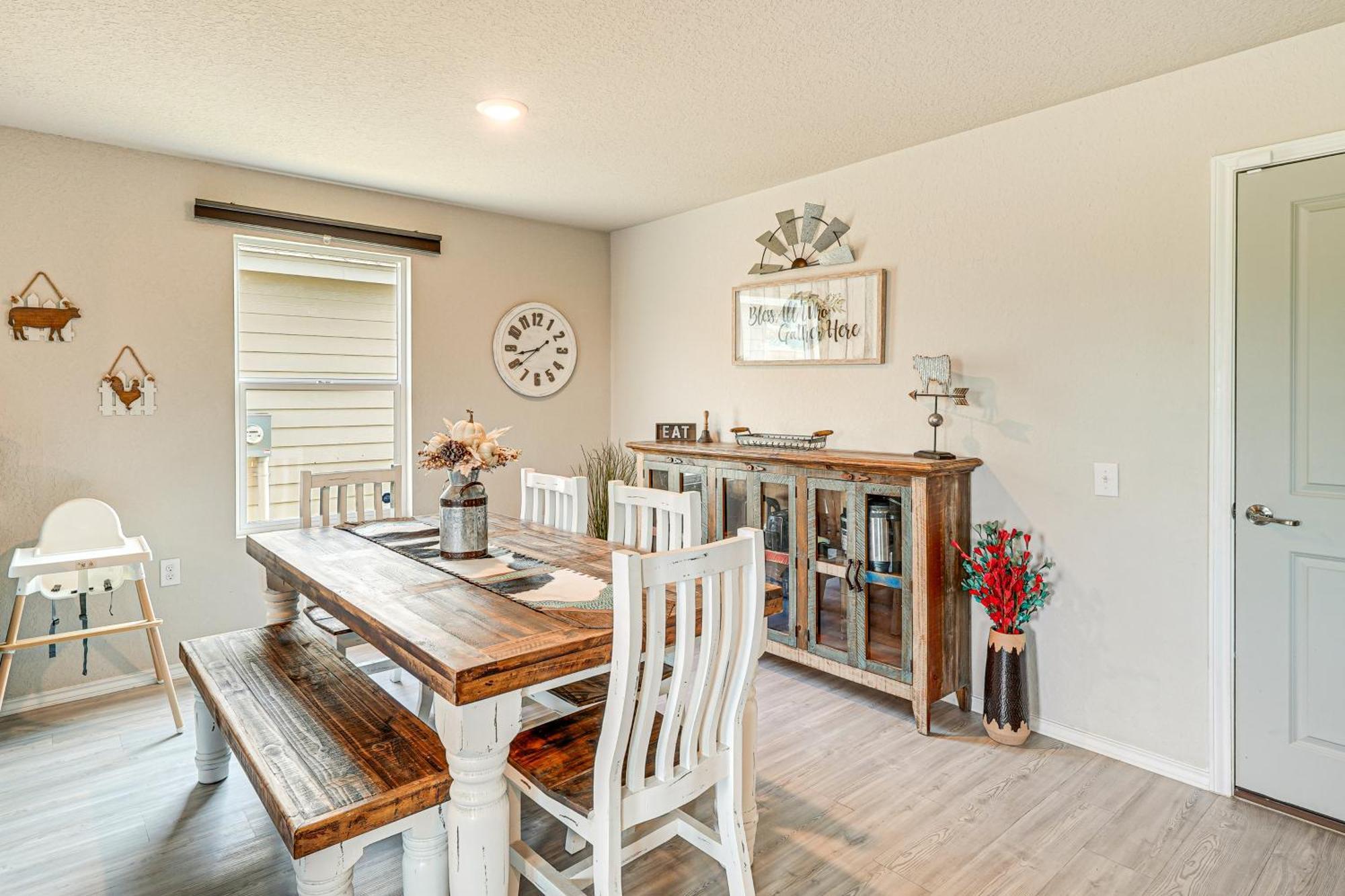 Holiday home Spacious About 10 Mi To Downtown!