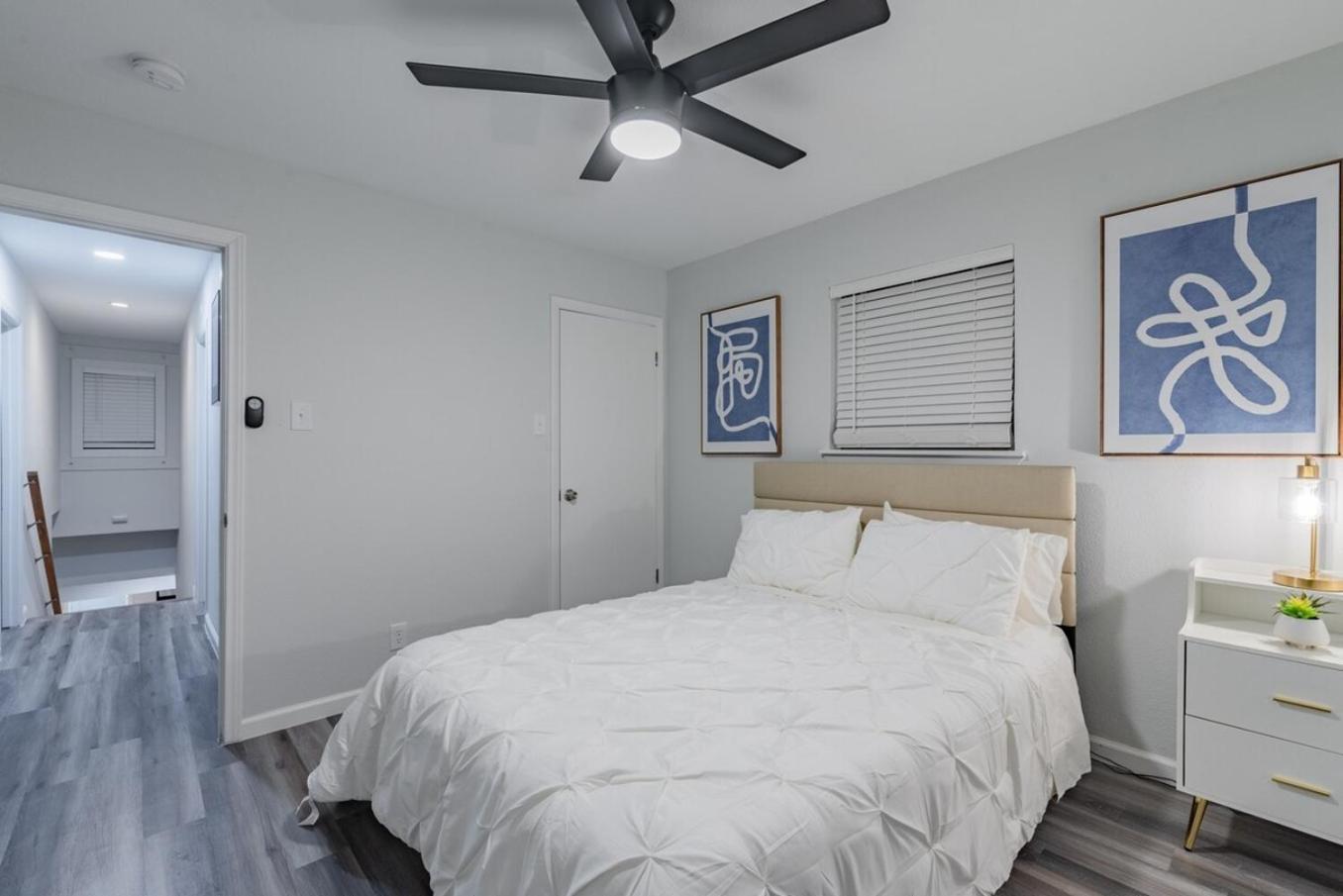 Holiday home Luxurious With Hot Tub & Tree Deck By 6flags San Antonio