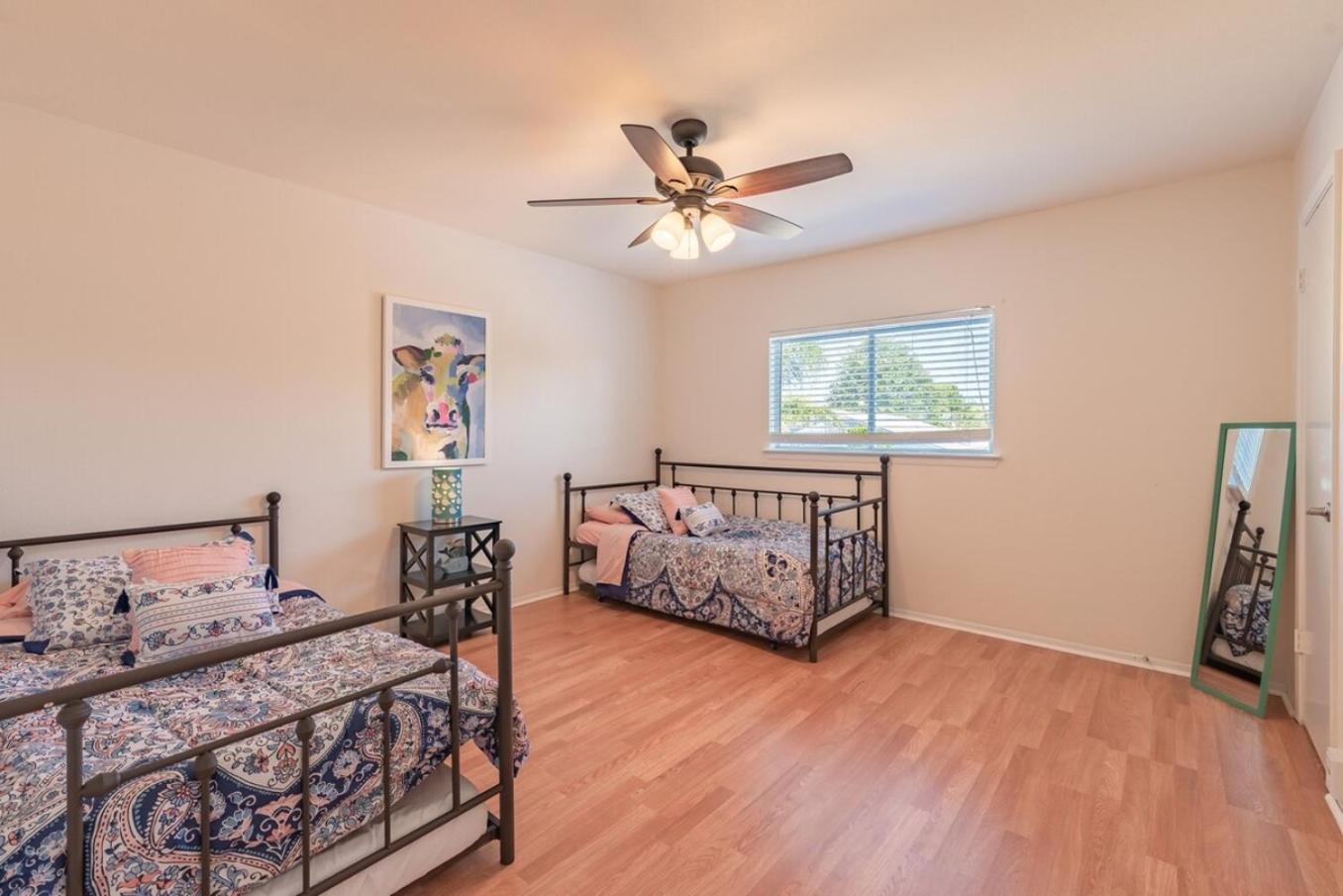 Holiday home Luxury 5br House With Pool By Seaworld & Lackland San Antonio