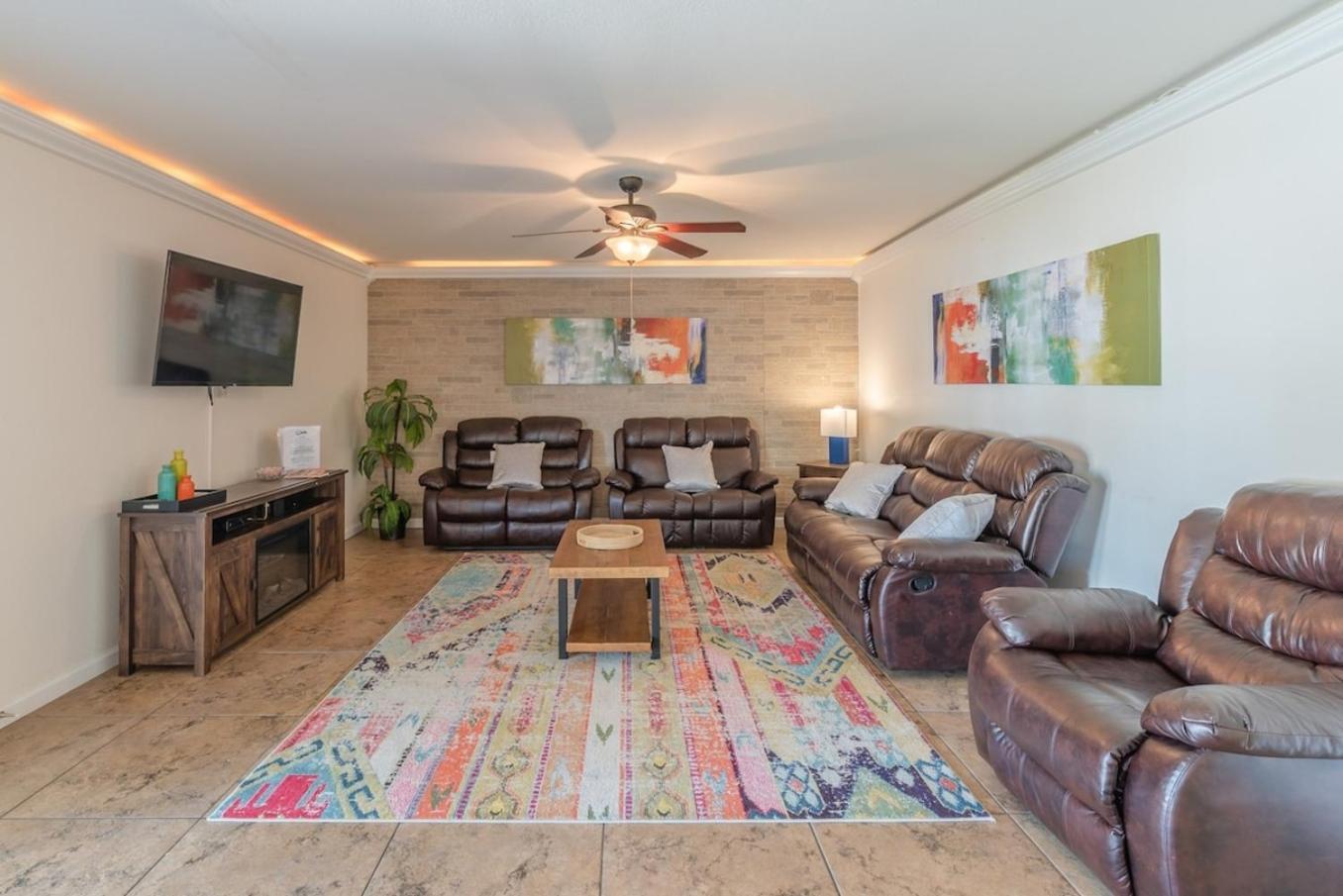 Holiday home Luxury 5br House With Pool By Seaworld & Lackland