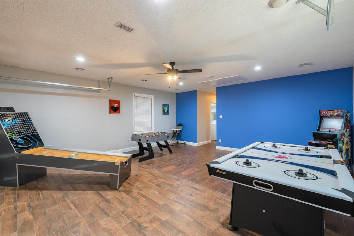 Beautiful Texas Ranch House, Game & Minigolf Holiday home
