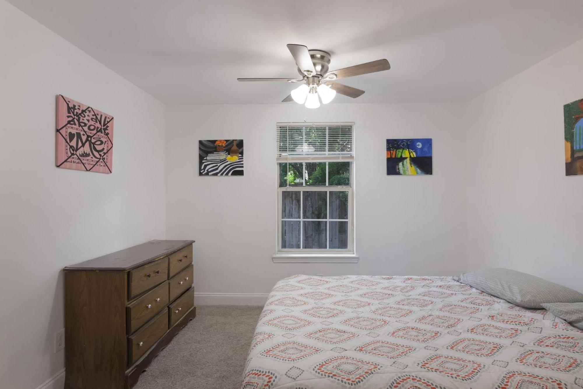 126 Lucas Street Holiday home *