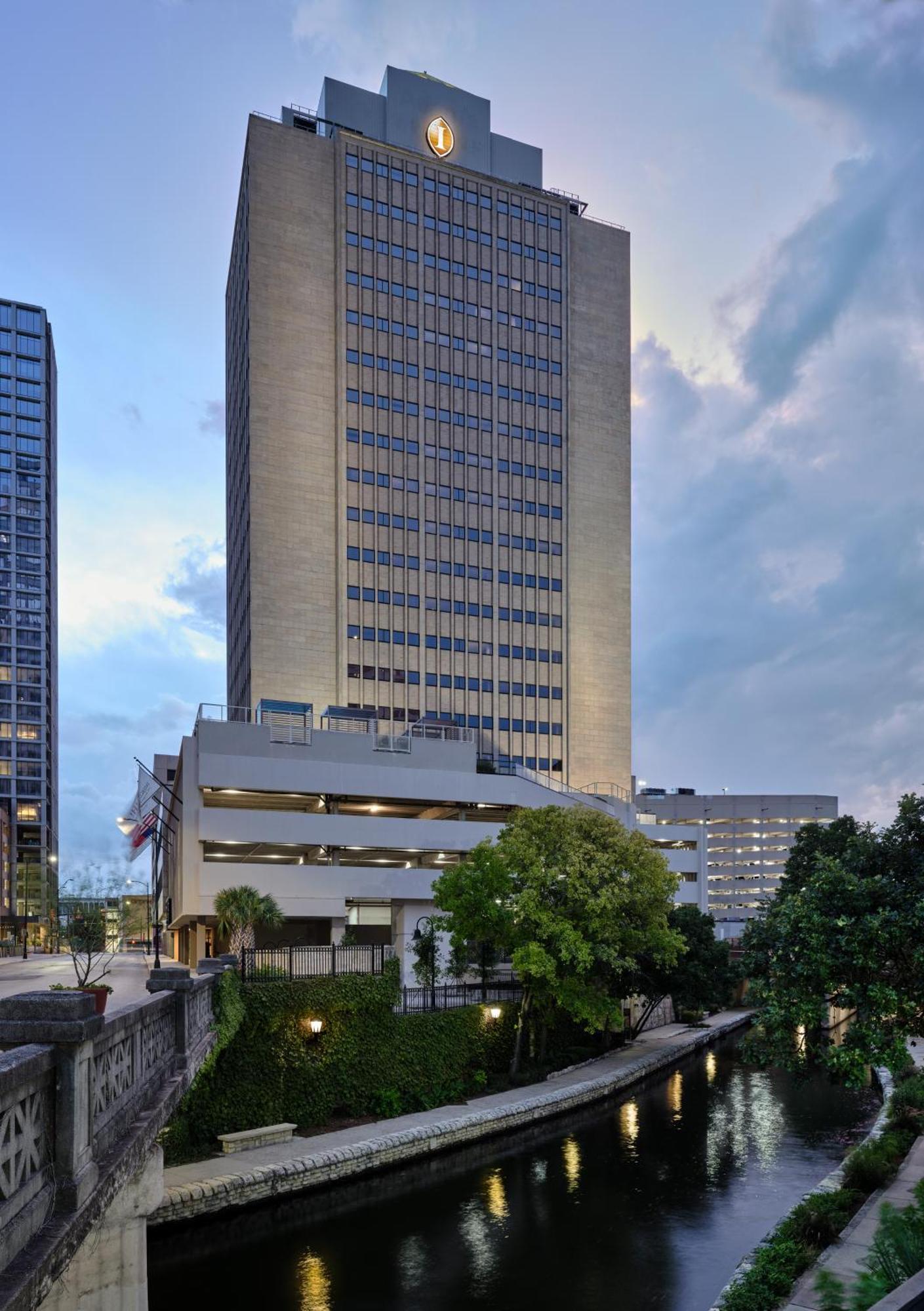 Intercontinental Riverwalk By Ihg Hotel 4*