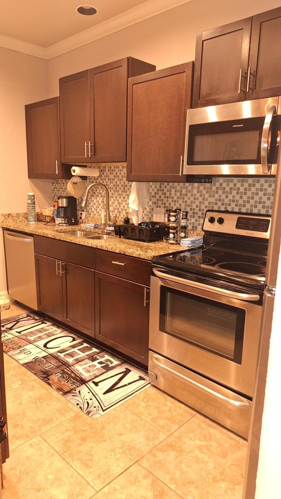 Gem With Movie Theater Near And Rafb Villa *