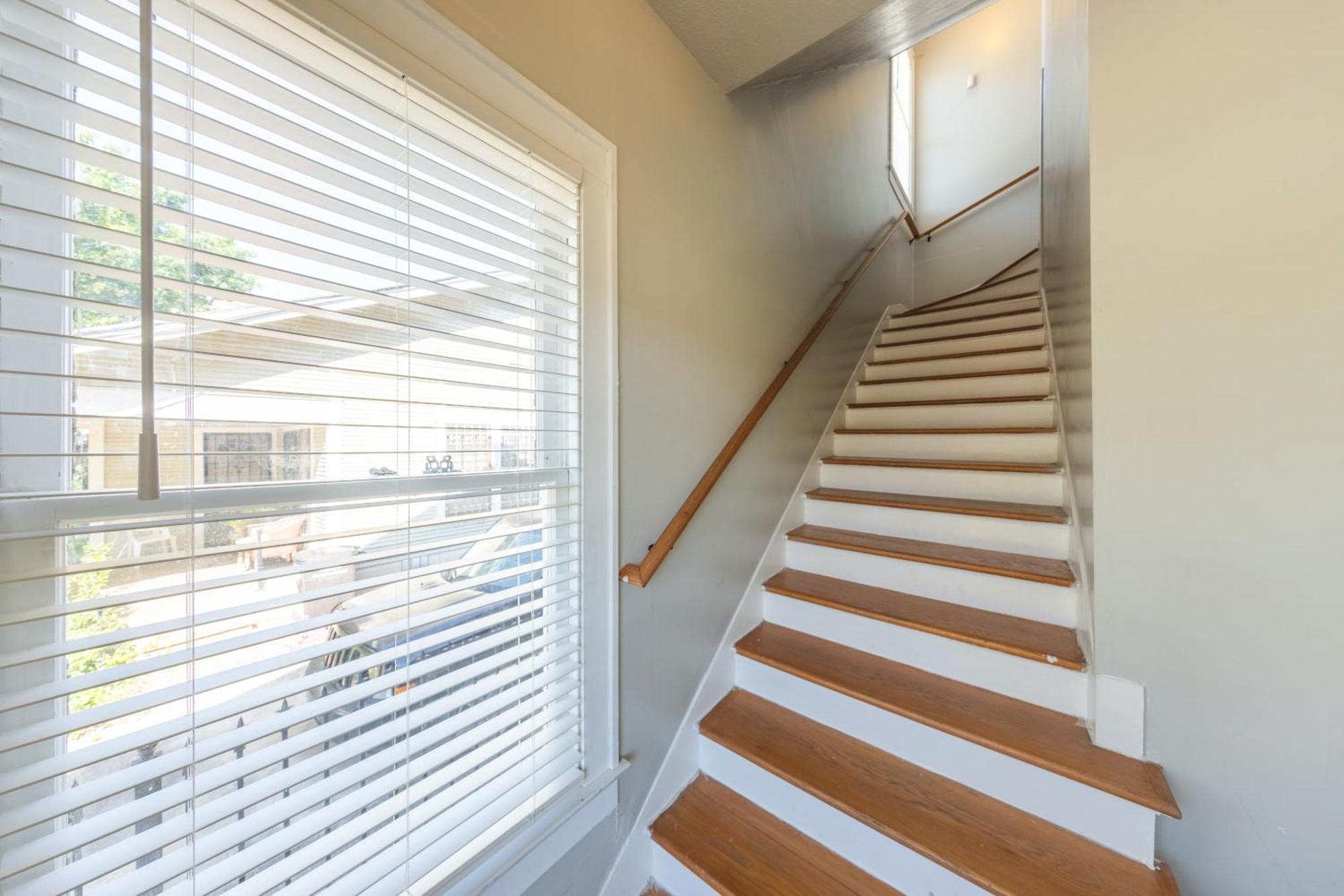 2 Bedroom Unit Near Downtown San Antonio