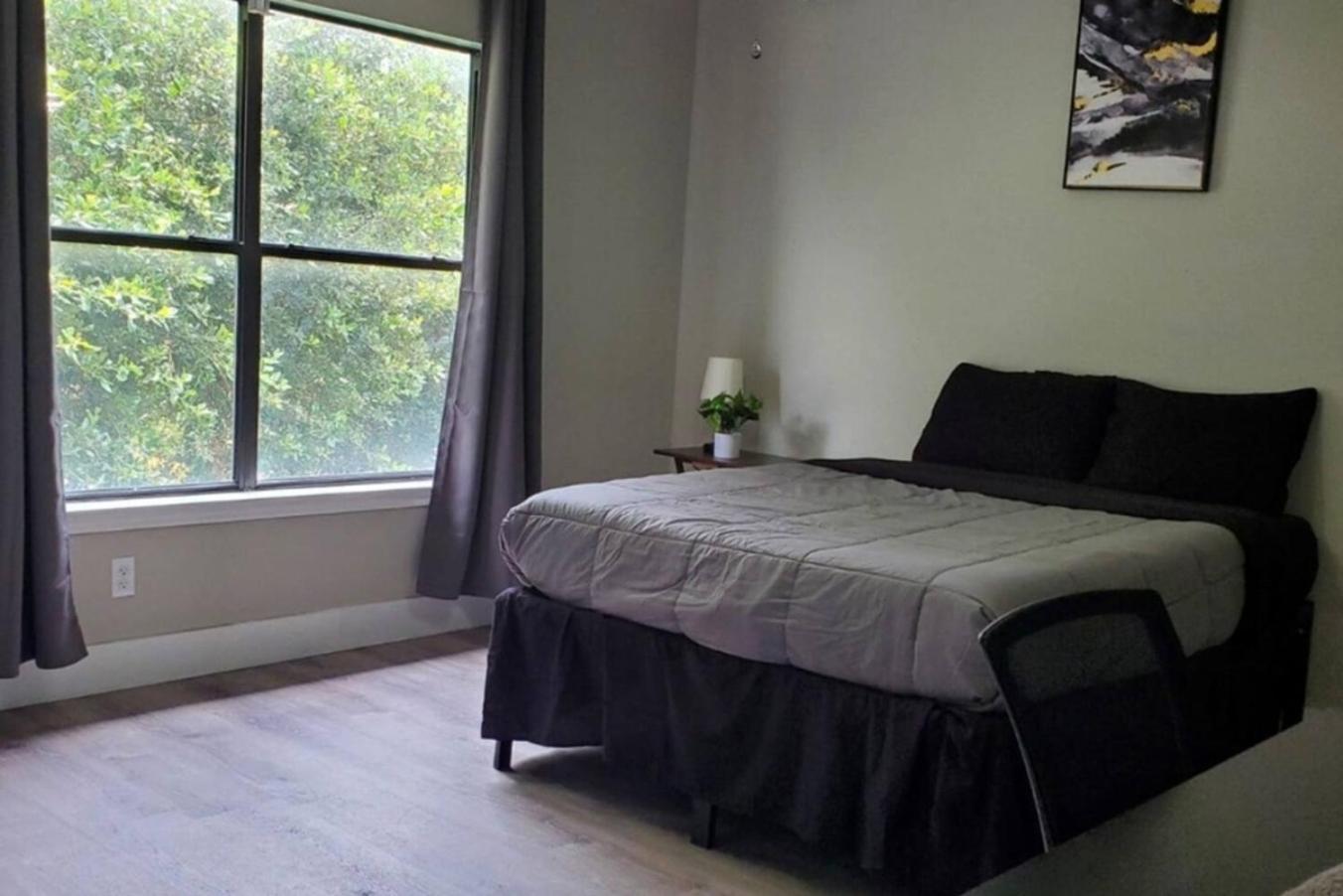 Holiday home Homey 4br In Converse Near Airforce Base