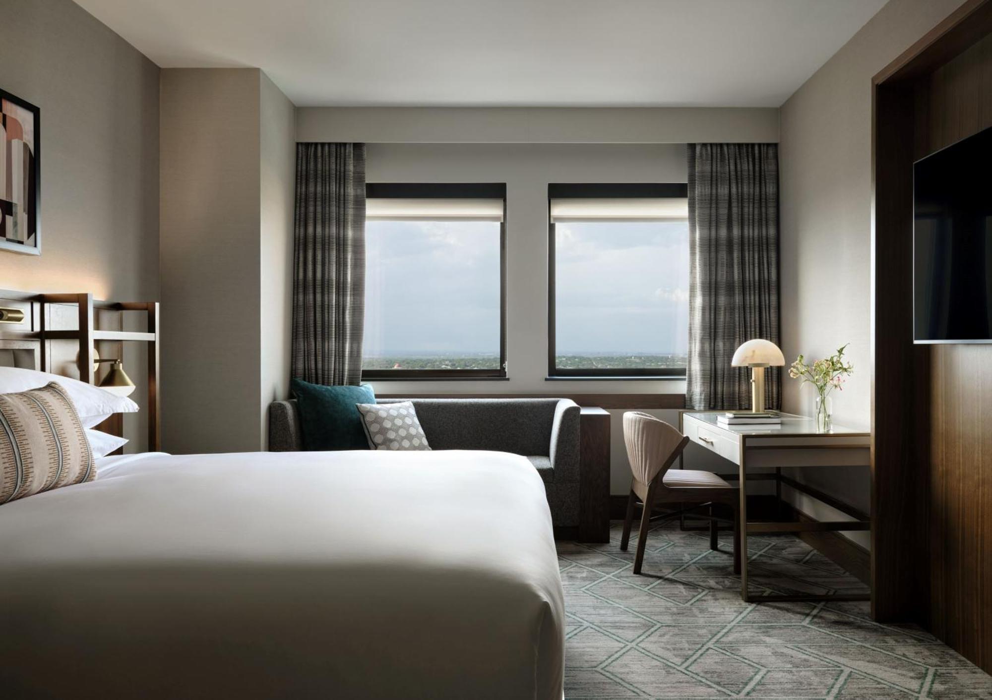 Intercontinental Riverwalk By Ihg 4*