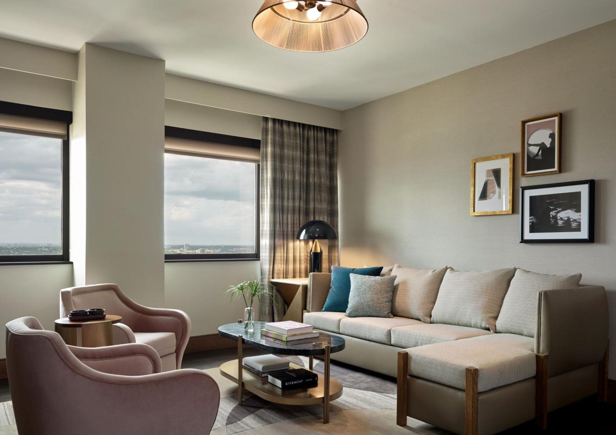 Intercontinental Riverwalk By Ihg Hotel 4*