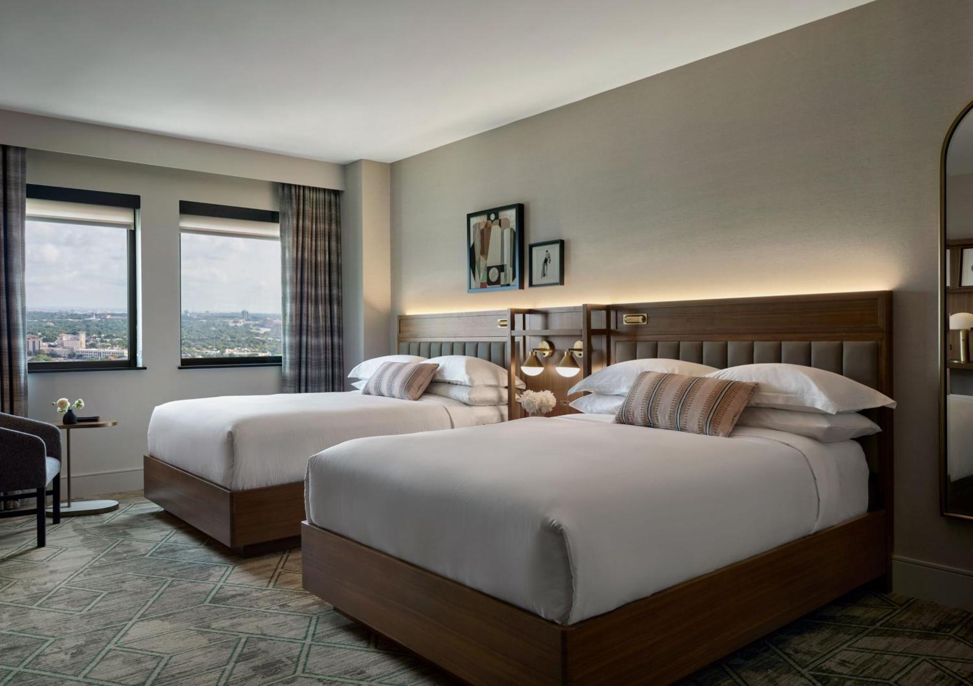 Hotel Intercontinental Riverwalk By Ihg 4*