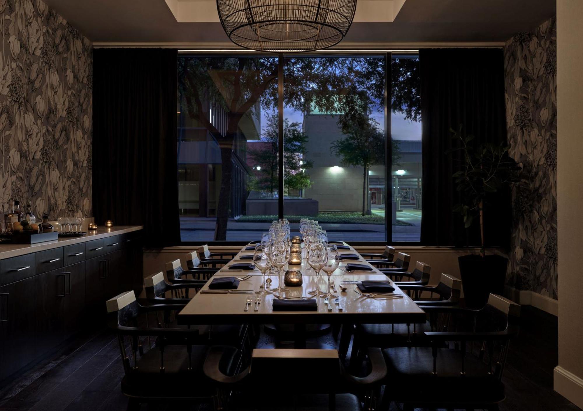 Hotel Intercontinental Riverwalk By Ihg