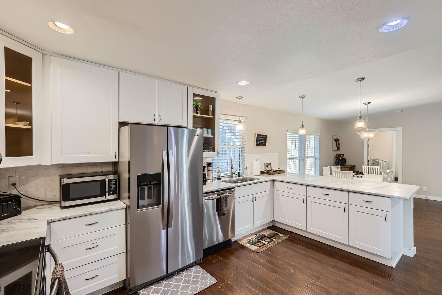 New 5 Bdrm W/pool Mins To Pearl/riverwalk/quarry Market - Sleep 12 San Antonio