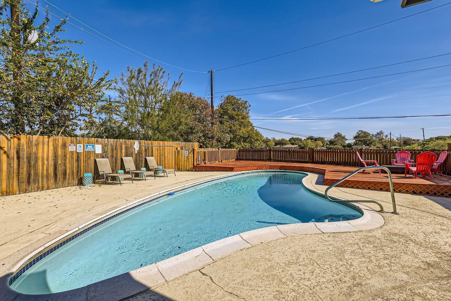New 5 Bdrm W/pool Mins To Pearl/riverwalk/quarry Market - Sleep 12