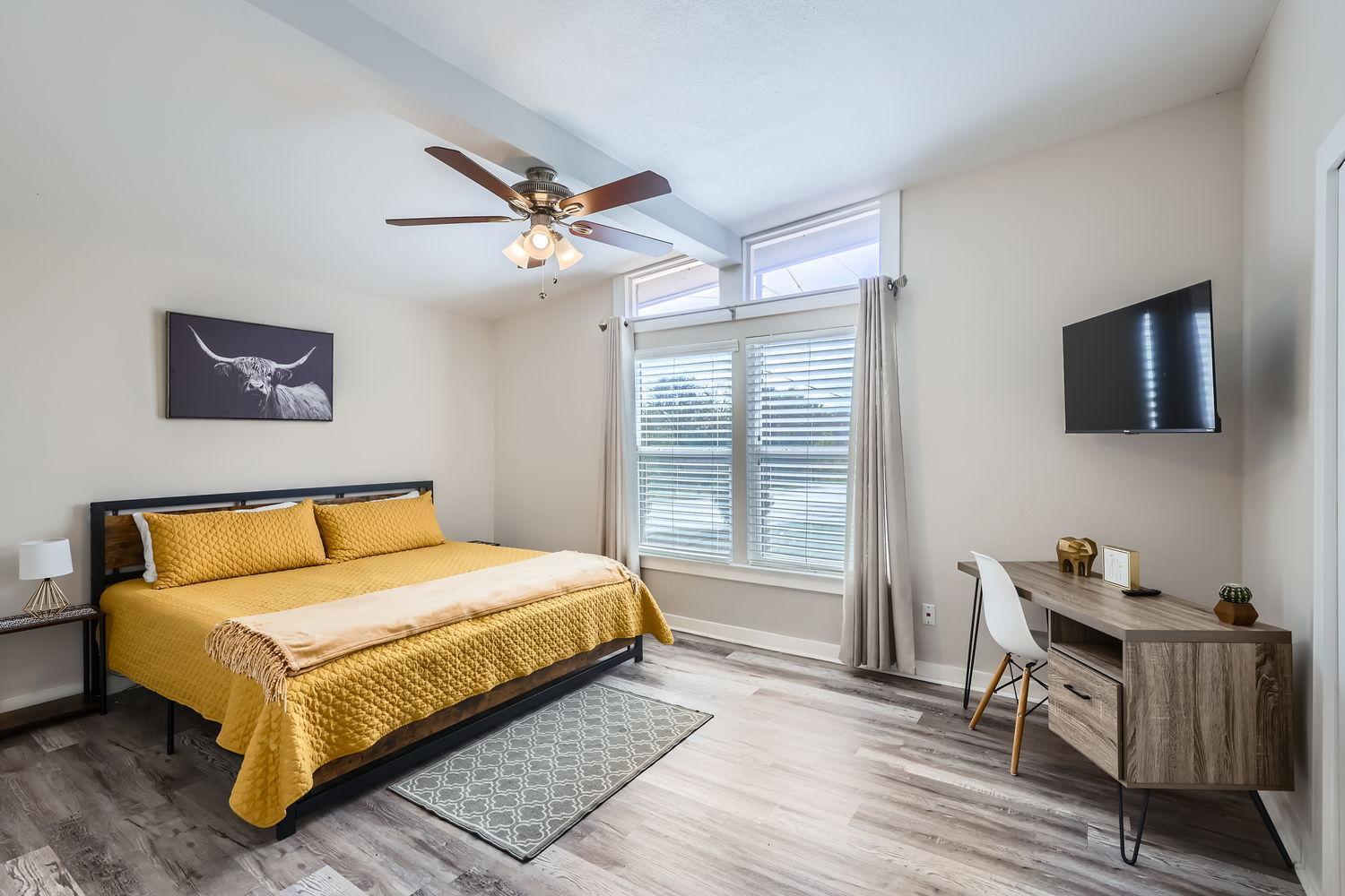 New 5 Bdrm W/pool Mins To Pearl/riverwalk/quarry Market - Sleep 12 Holiday home San Antonio