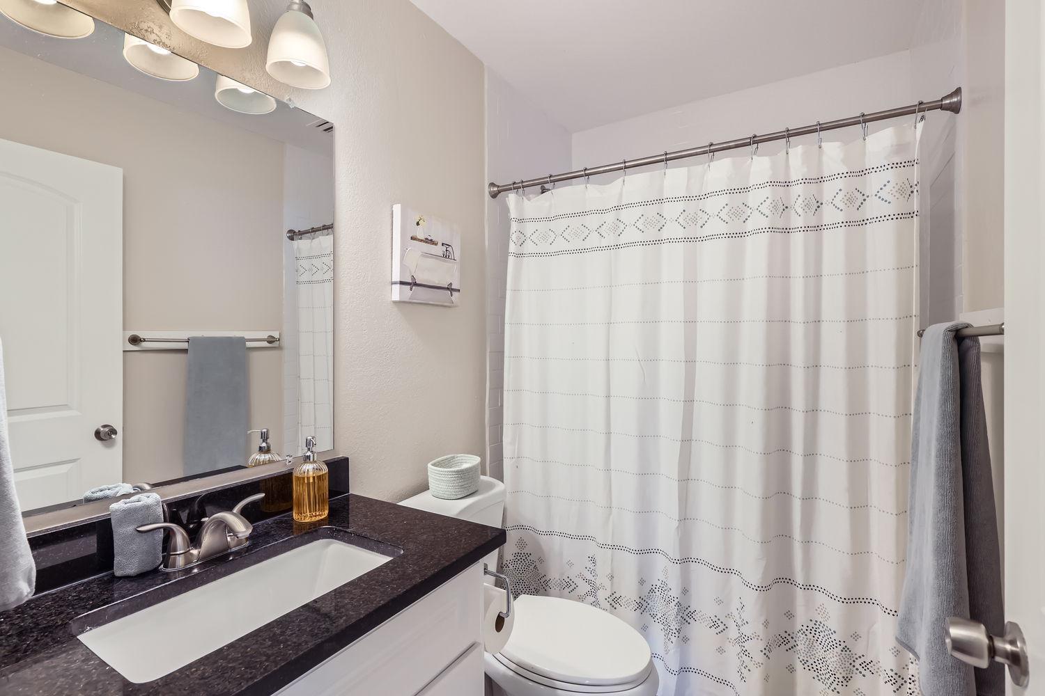 New 5 Bdrm W/pool Mins To Pearl/riverwalk/quarry Market - Sleep 12 * San Antonio