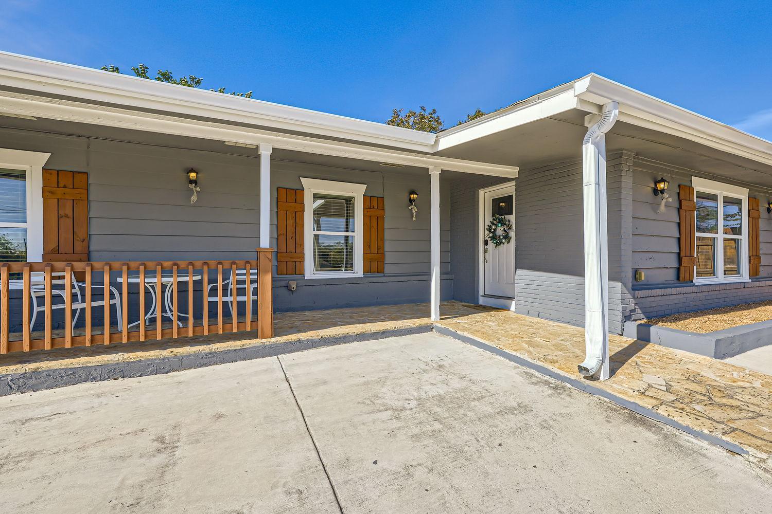 New 5 Bdrm W/pool Mins To Pearl/riverwalk/quarry Market - Sleep 12 Holiday home