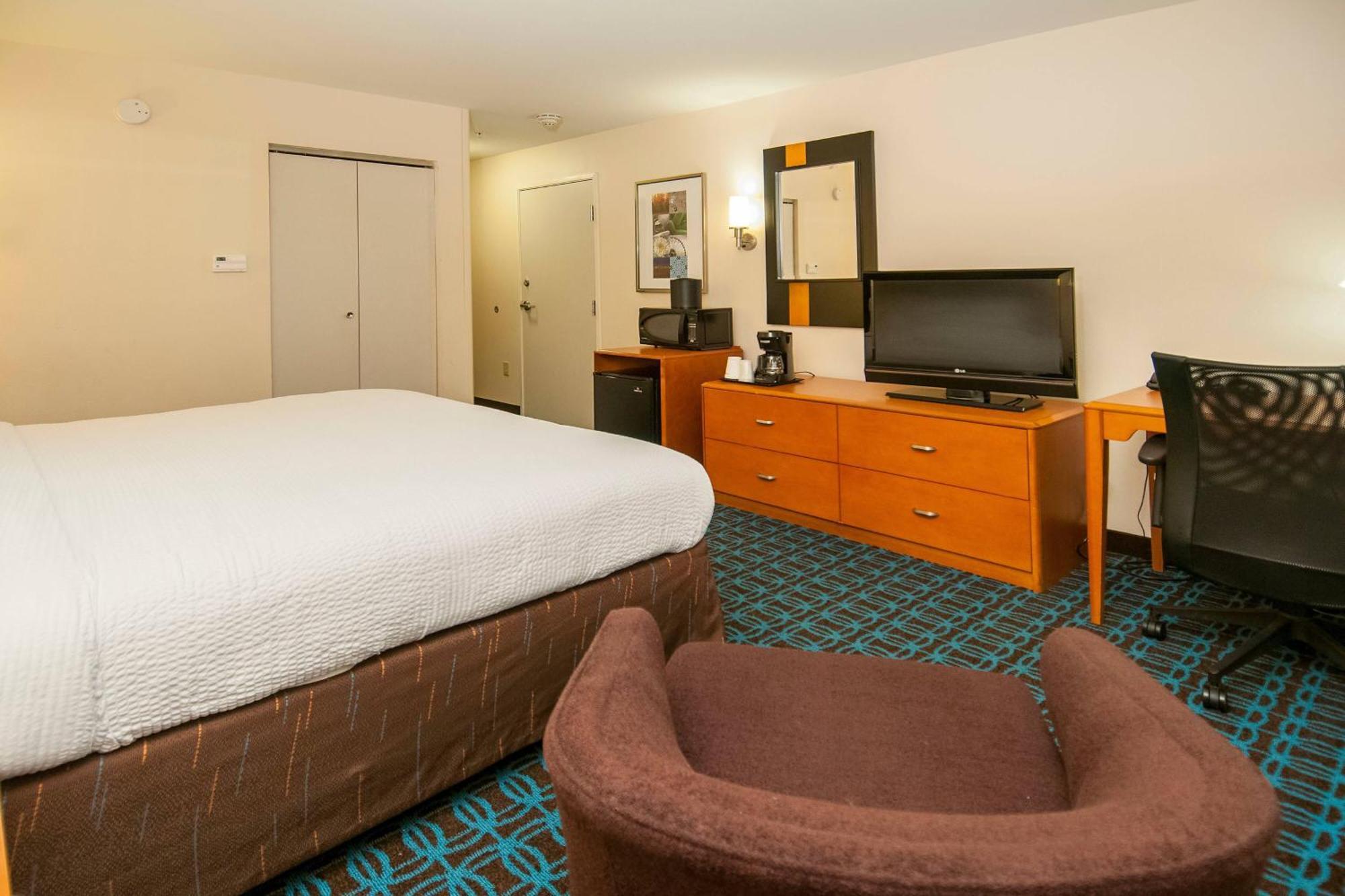 Fairfield & By Marriott North/stone Oak