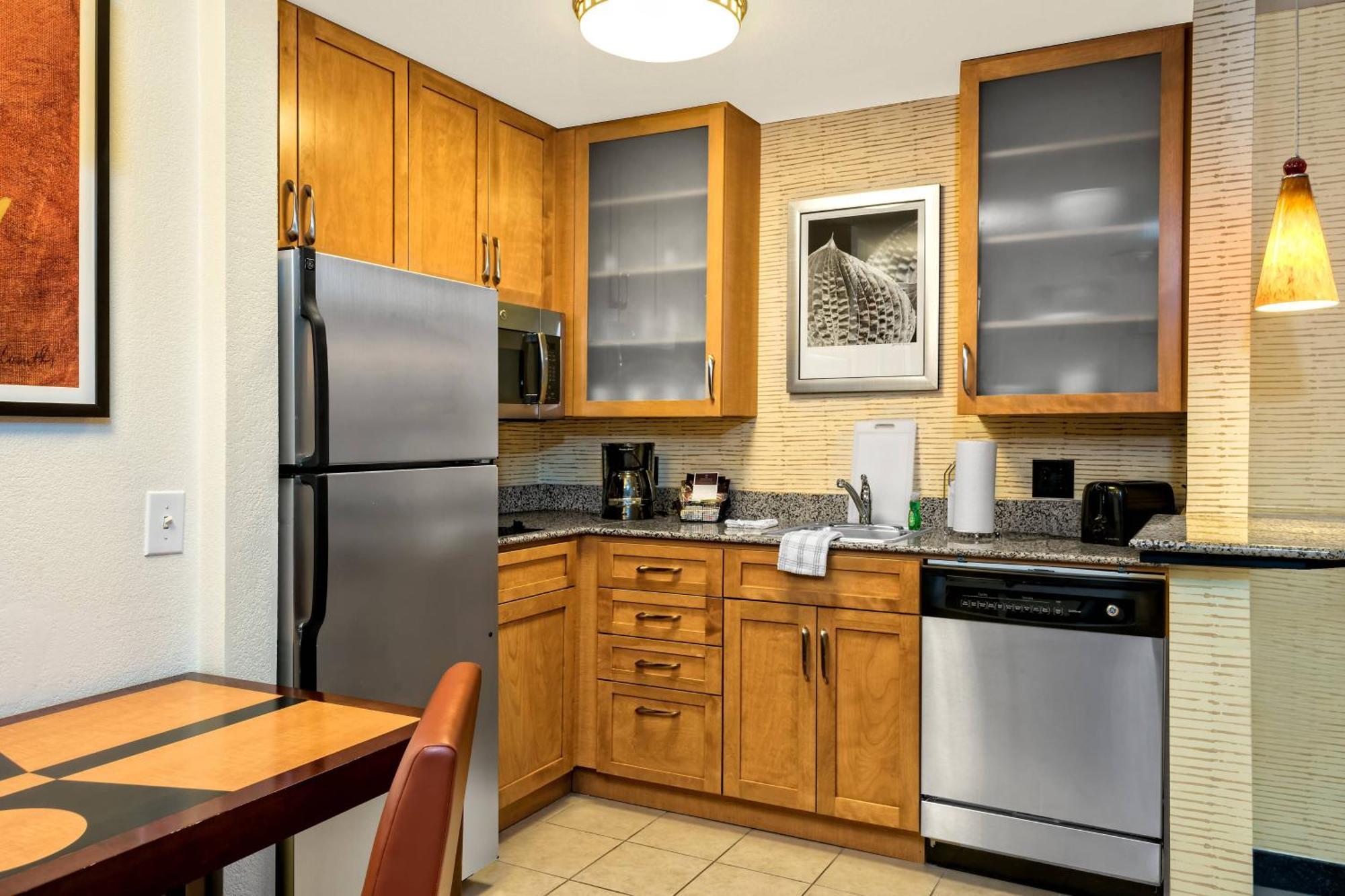 By Marriott Seaworld / Lackland Hotel 3*